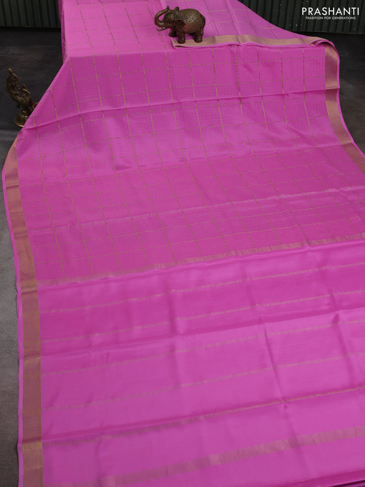 Pure mysore silk saree lotus pink with allover zari woven checked pattern and zari woven border - Image 2