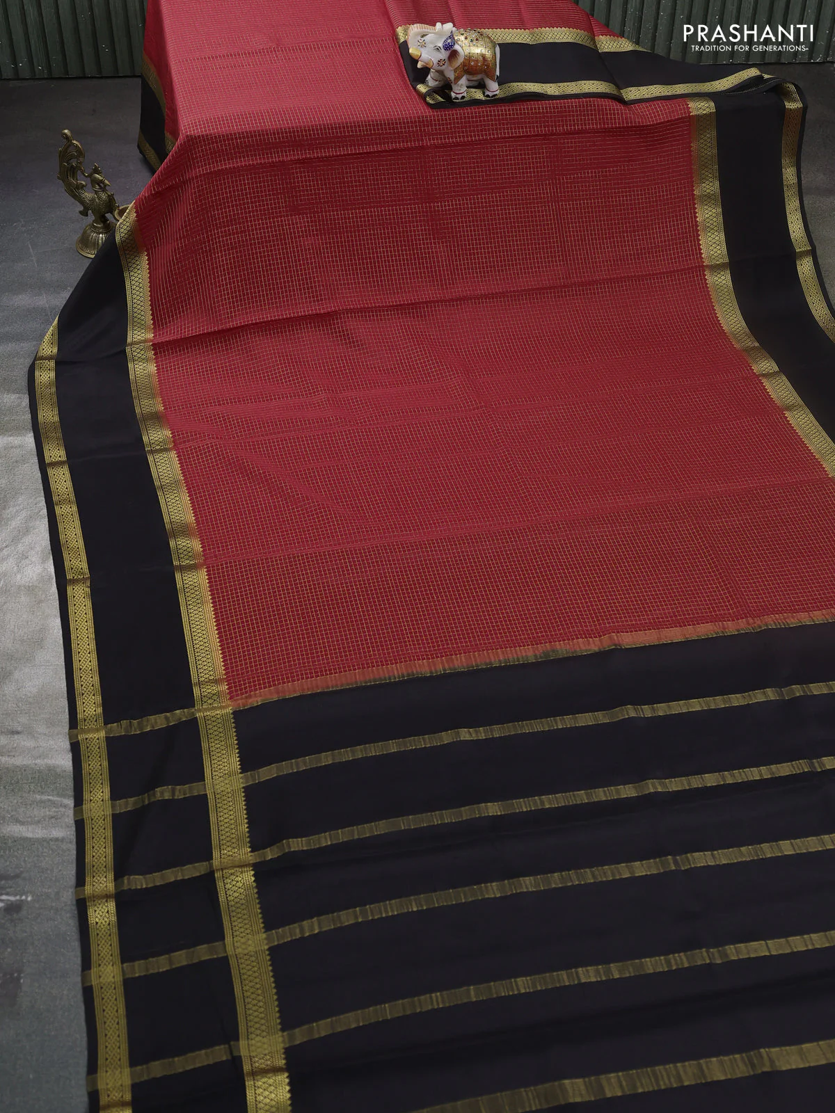 Pure mysore silk saree maroon and black with allover zari woven small checked pattern and rettapet zari woven border - Image 2