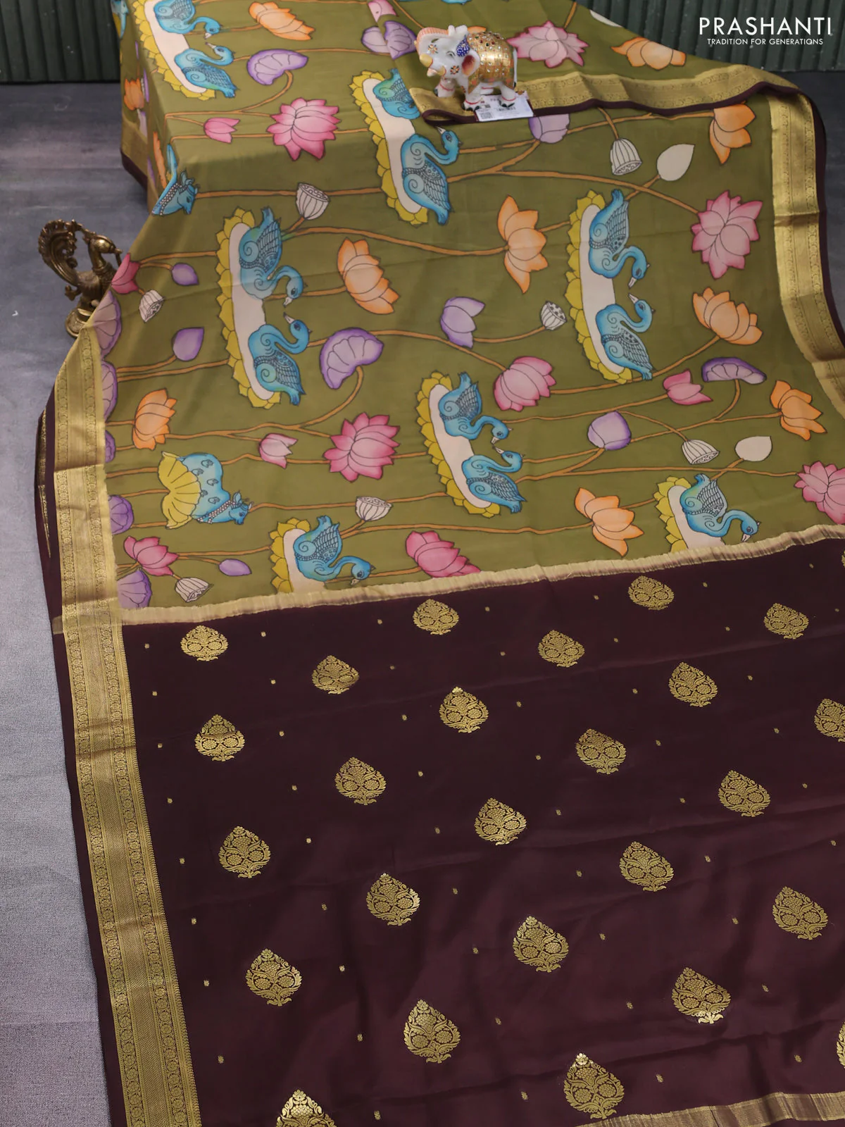 Pure mysore silk saree mehendi green and coffee brown with allover pen kalamkari prints and zari woven border - Image 2