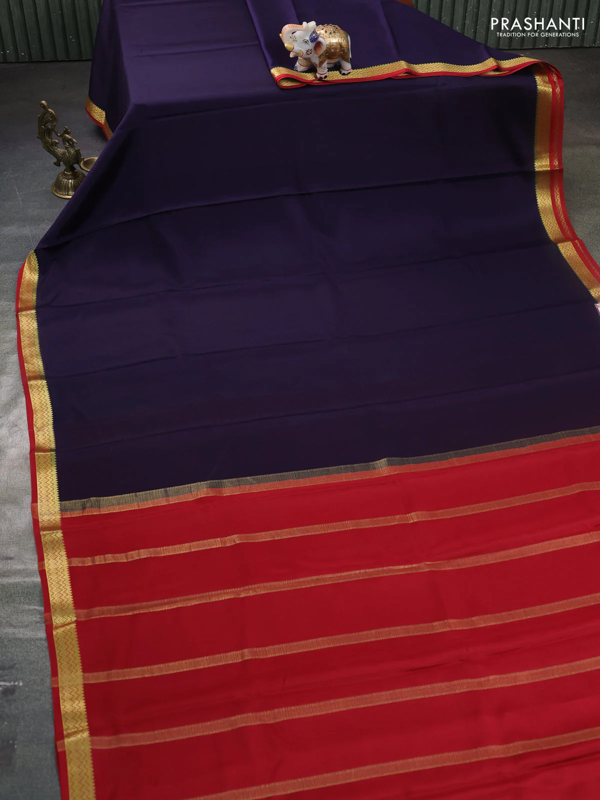Pure mysore silk saree navy blue and maroon with plain body and zari woven border - Image 2