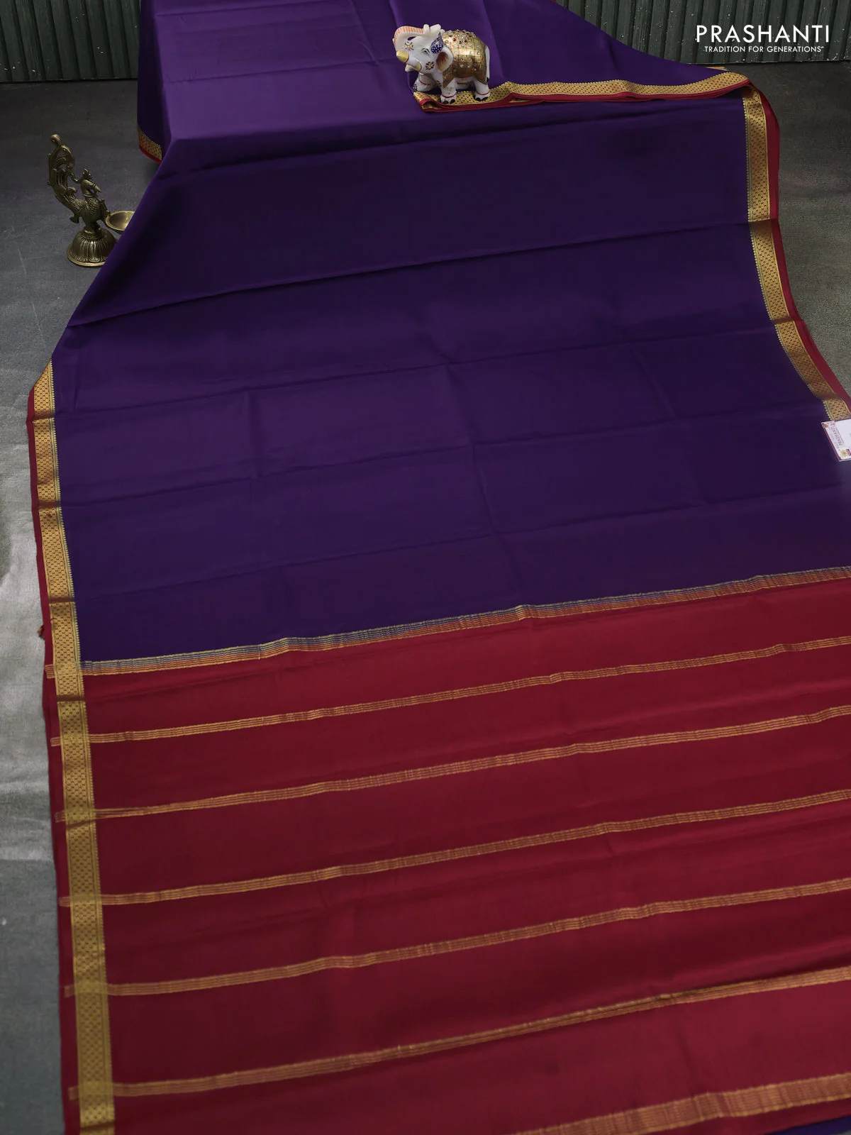 Pure mysore silk saree navy blue and maroon with plain body and zari woven border - Image 2