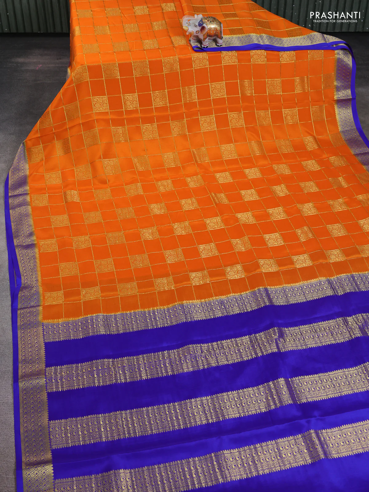 Pure mysore silk saree orange and blue with allover zari checks & buttas and zari woven border - Image 2