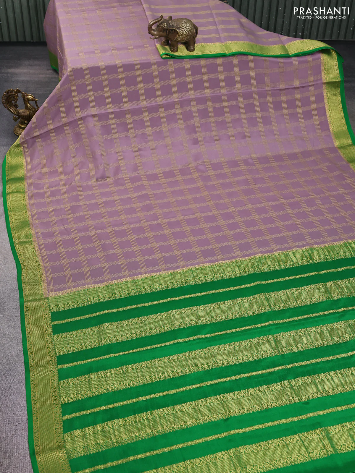 Pure mysore silk saree pastel purple and green with allover zari checked pattern and zari woven border - Image 2