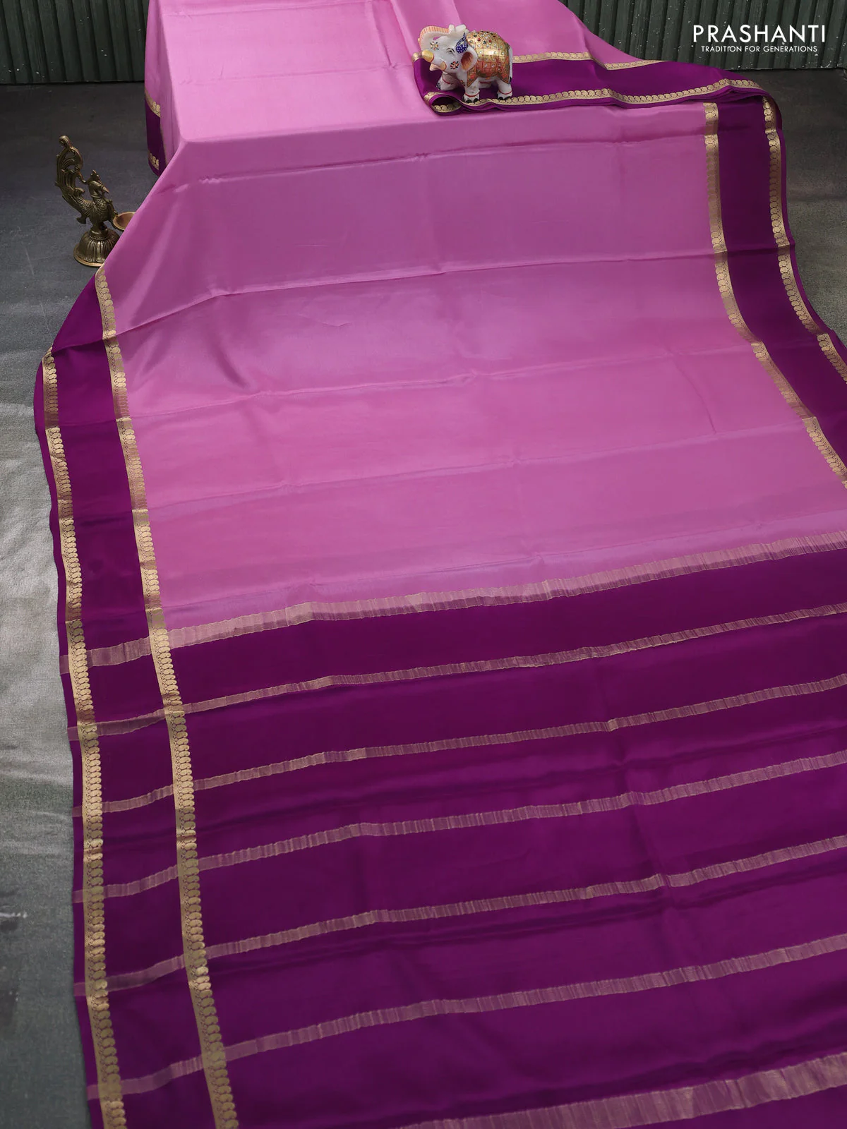 Pure mysore silk saree pastel purple and purple with plain body and rettapet zari woven border - Image 2