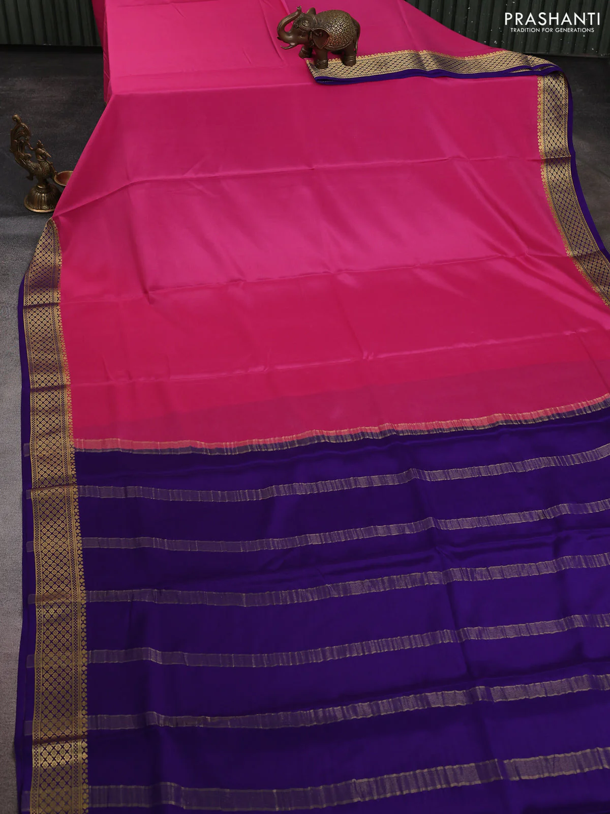Pure mysore silk saree pink and violet with plain body and zari woven border - Image 2