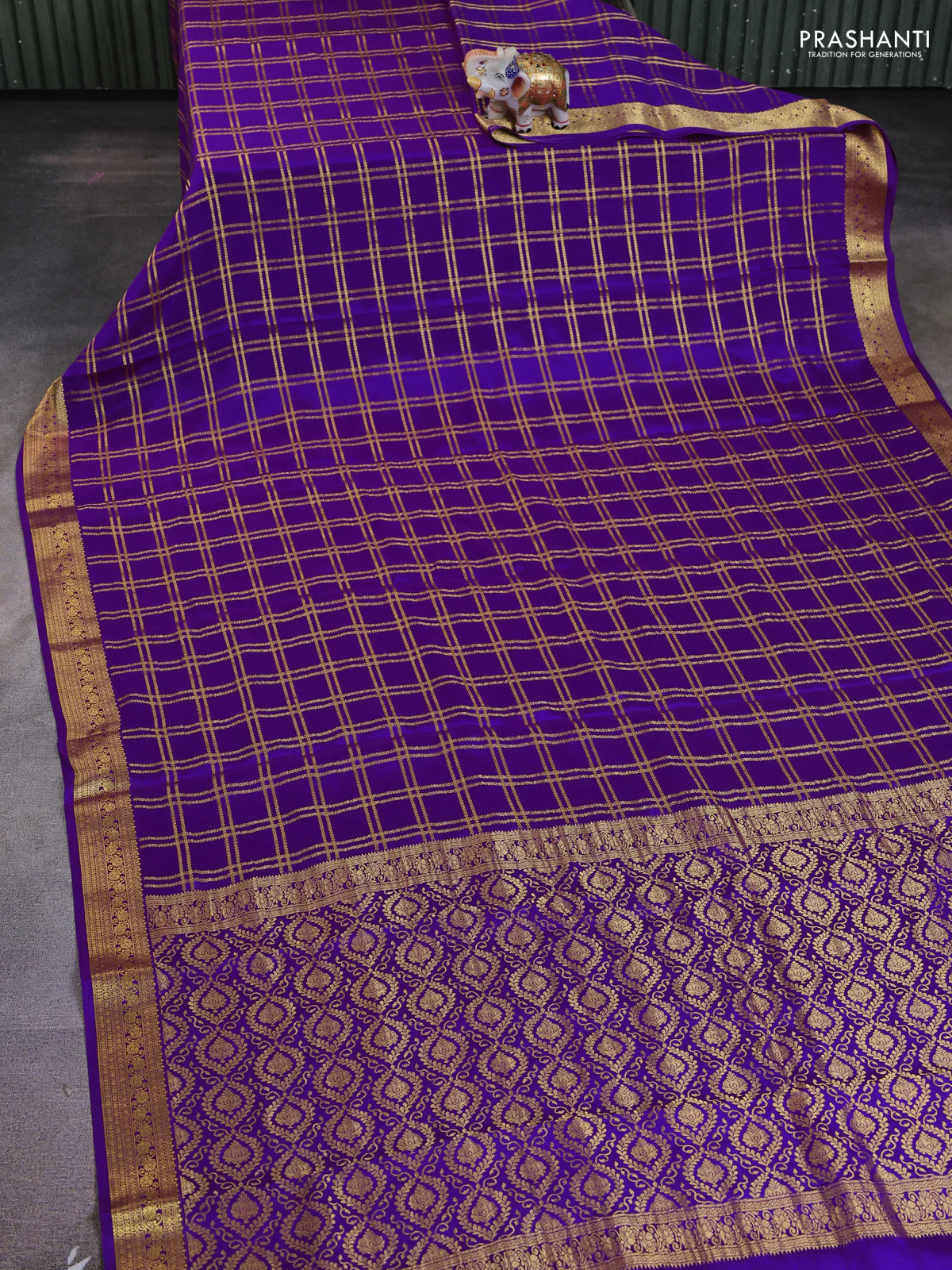 Pure mysore silk saree purple with allover zari woven checked pattern and zari woven border - Image 2