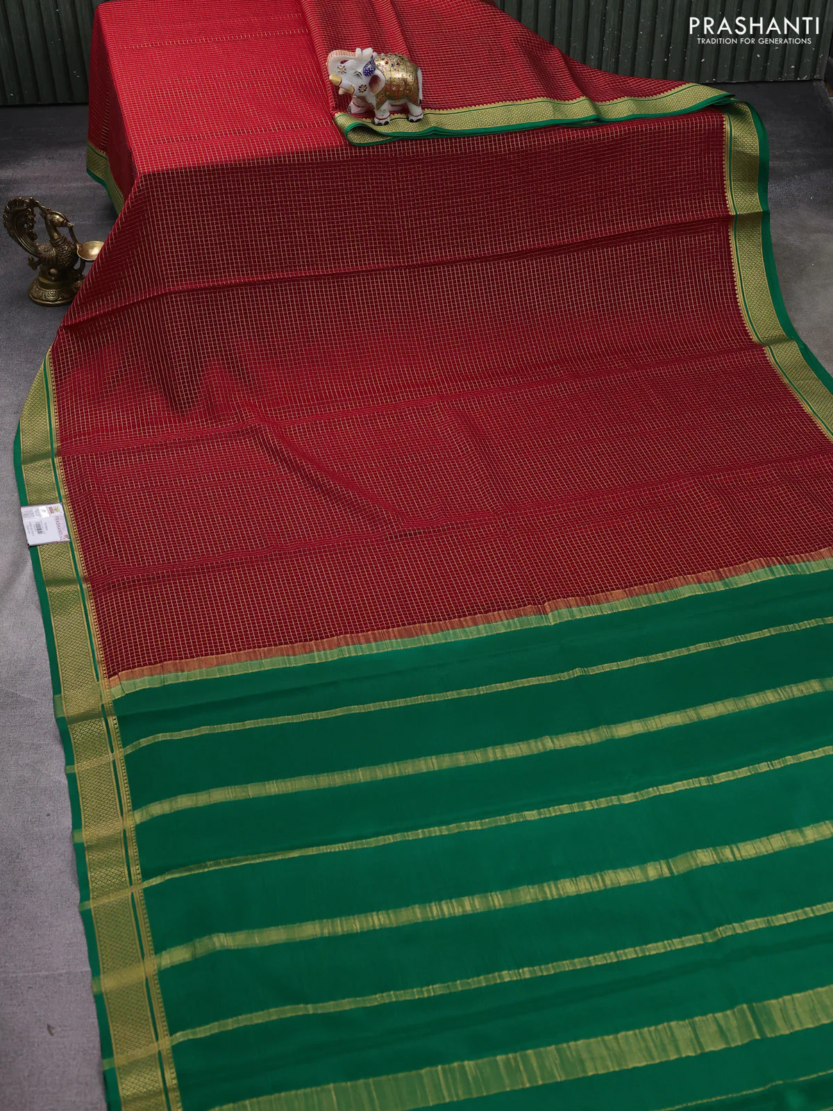 Pure mysore silk saree red and green with allover small zari woven checked pattern and zari woven border - Image 2