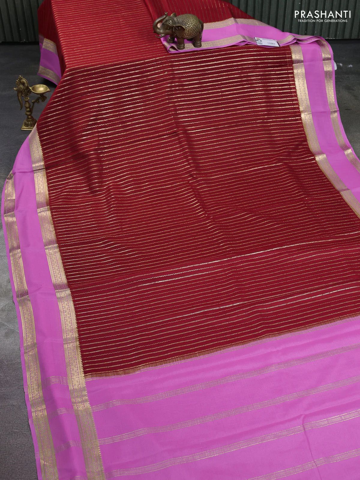 Pure mysore silk saree red and light pink with allover zari stripes pattern and rettapet zari woven border - Image 2