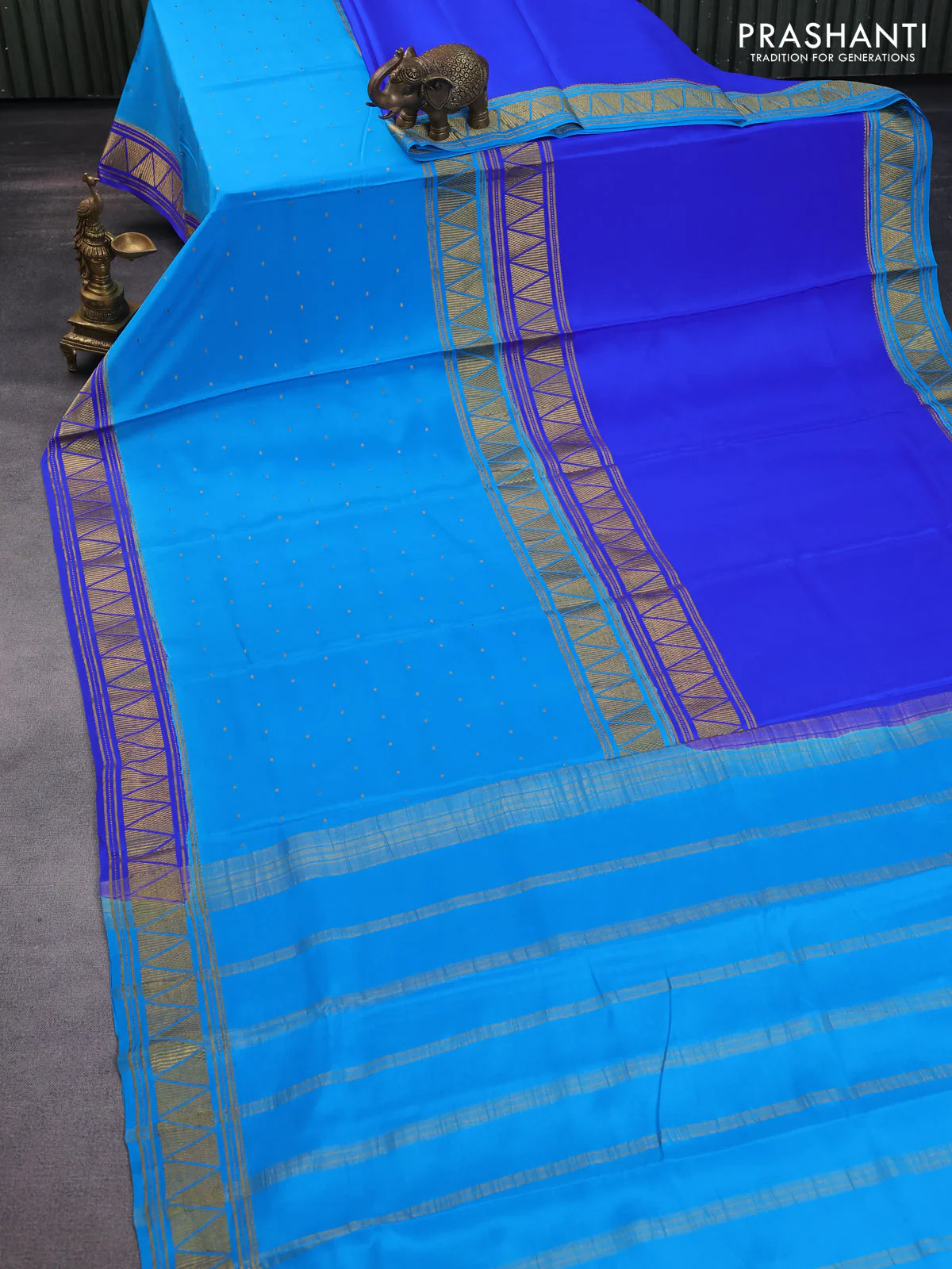 Pure mysore silk saree royal blue and cs blue with half & half style and zari woven border - Image 2