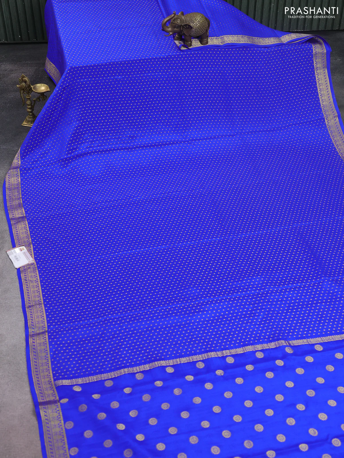 Pure mysore silk saree royal blue with allover zari woven buttas and zari woven border - Image 2