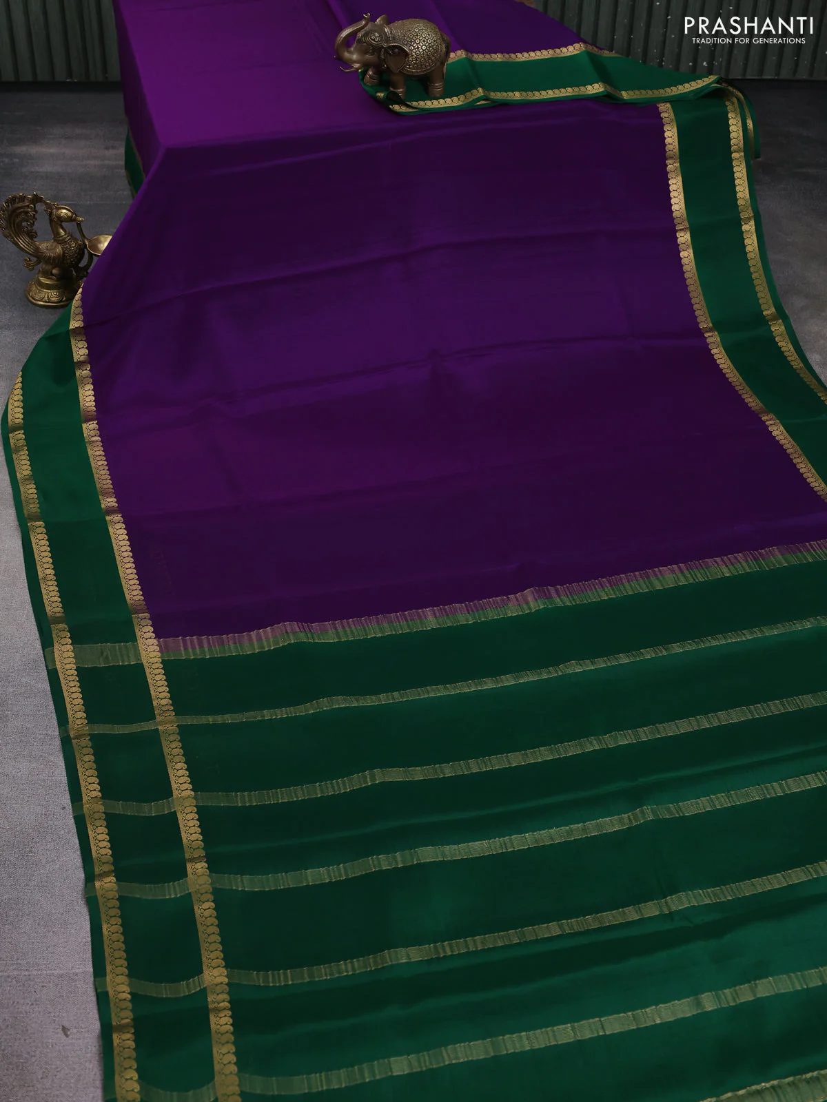 Pure mysore silk saree violet and green with plain body and rettapet zari woven border - Image 2