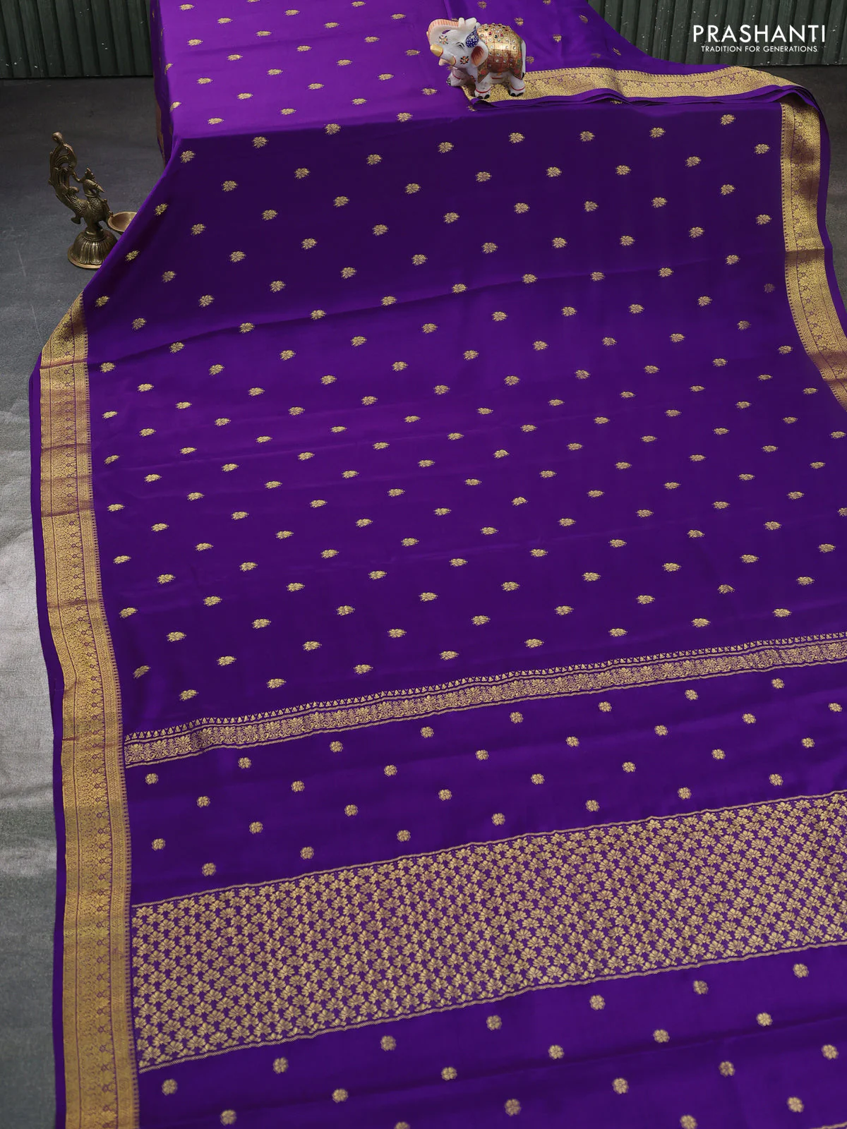 Pure mysore silk saree violet with allover zari woven buttas and zari woven border - Image 2