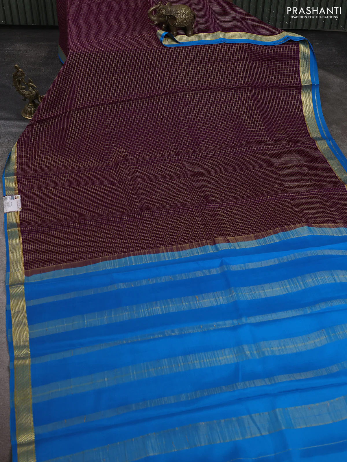 Pure mysore silk saree wine shade and cs blue with allover small zari checked pattern and zari woven border - Image 2