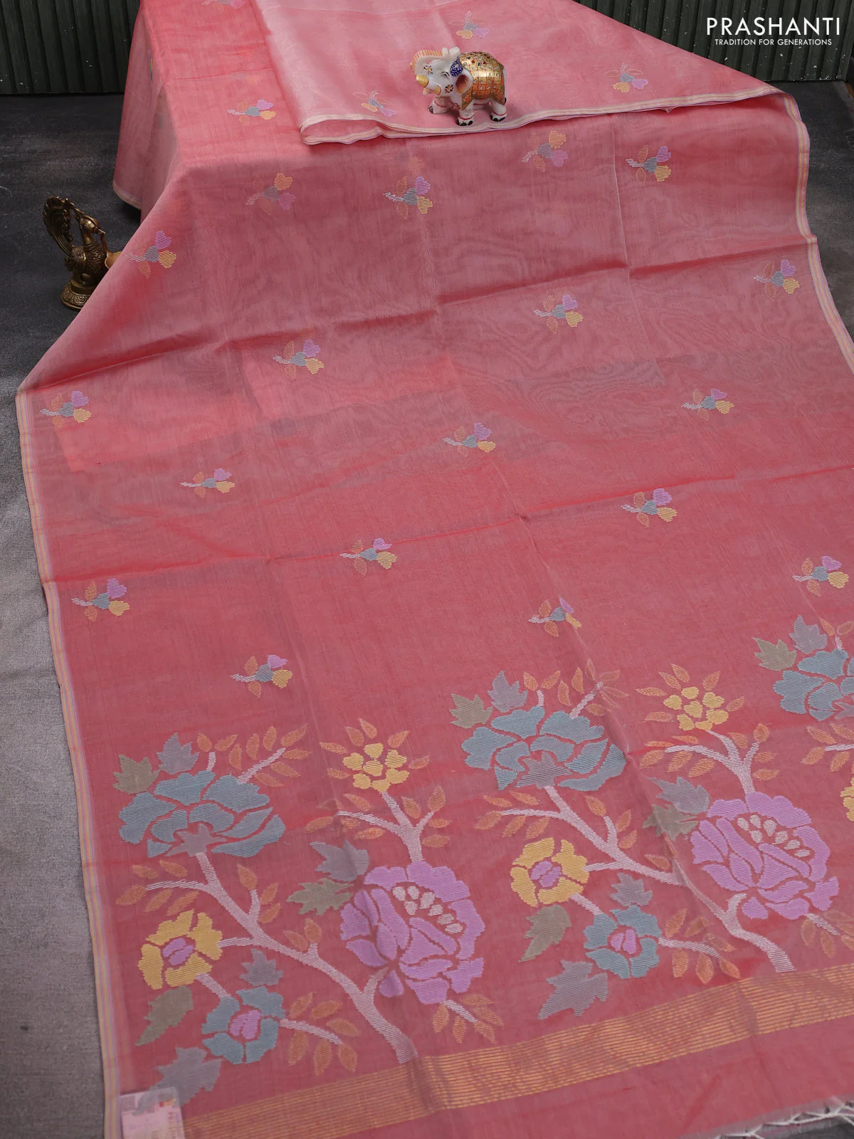 Pure organza silk saree red shade with thread & zari woven buttas and jamdhani pallu - Image 2
