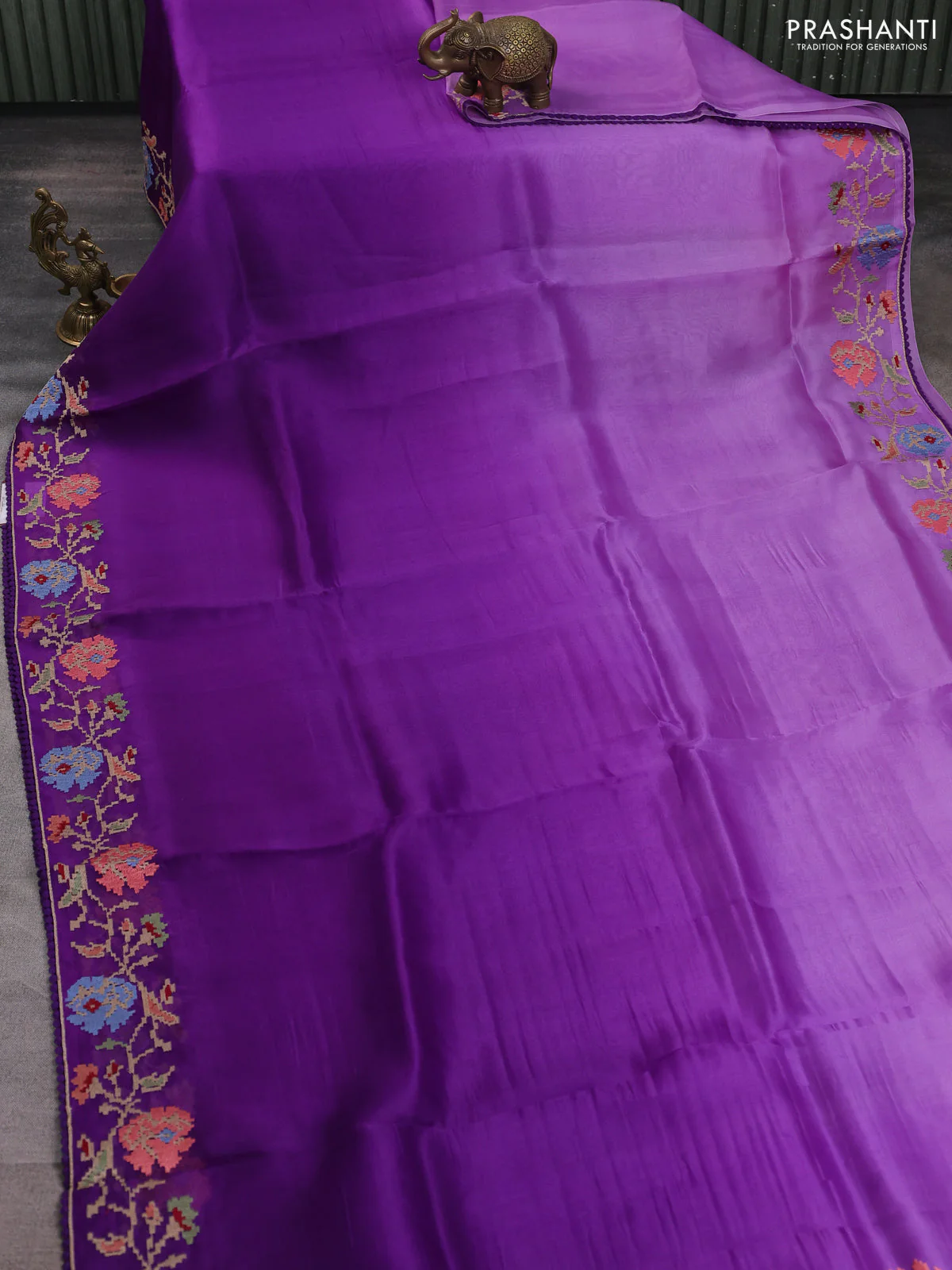 Pure organza silk saree violet with plain body and floral embroidery border - Image 2