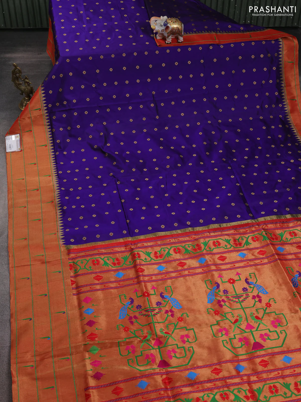 Pure paithani silk saree blue and red with allover zari woven floral buttas and zari woven muniya butta border - Image 2