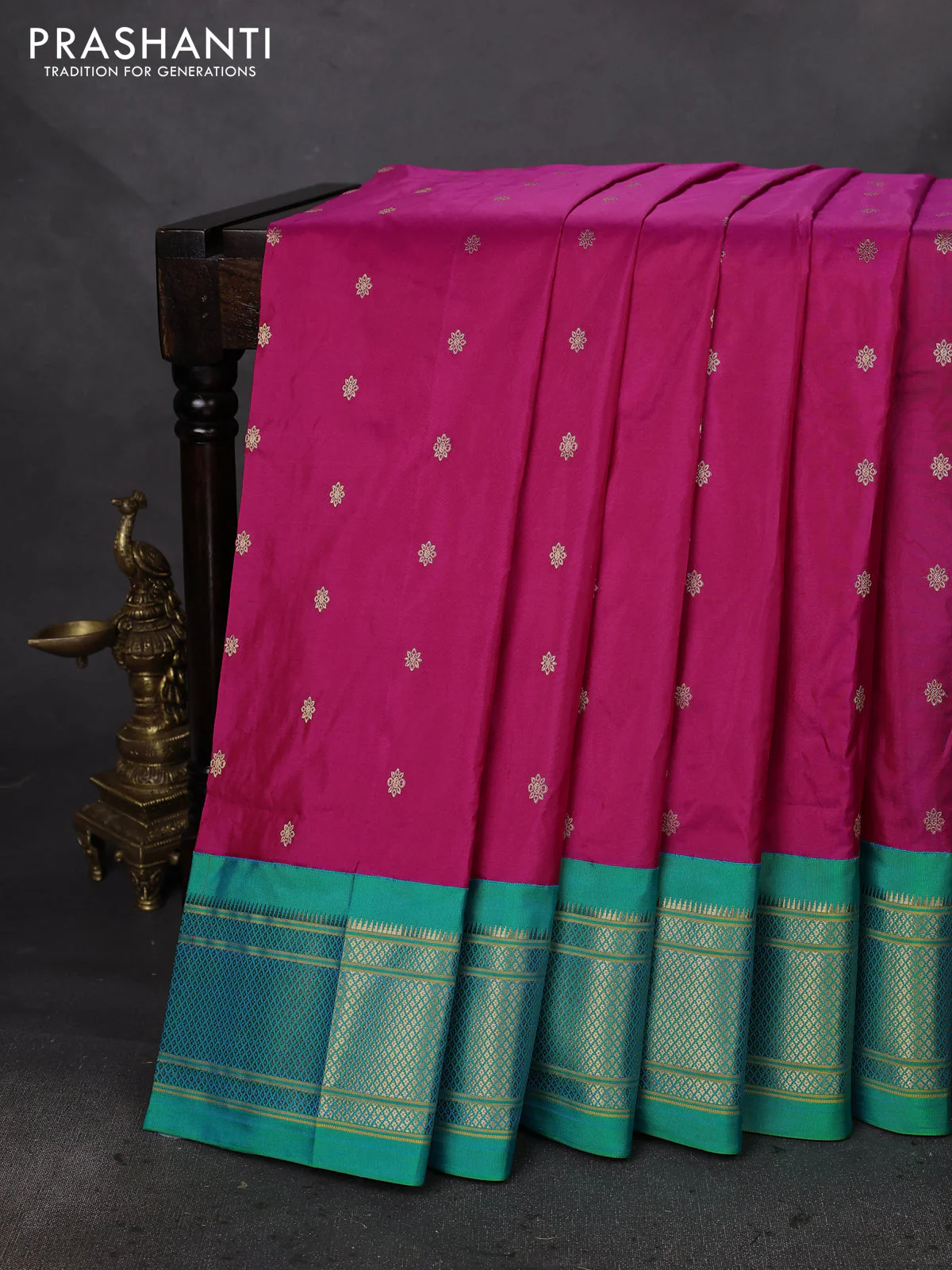 Pure paithani silk saree dual shade of pink and teal bluish green with allover zari woven buttas and paithani weaveing pallu - Image 2