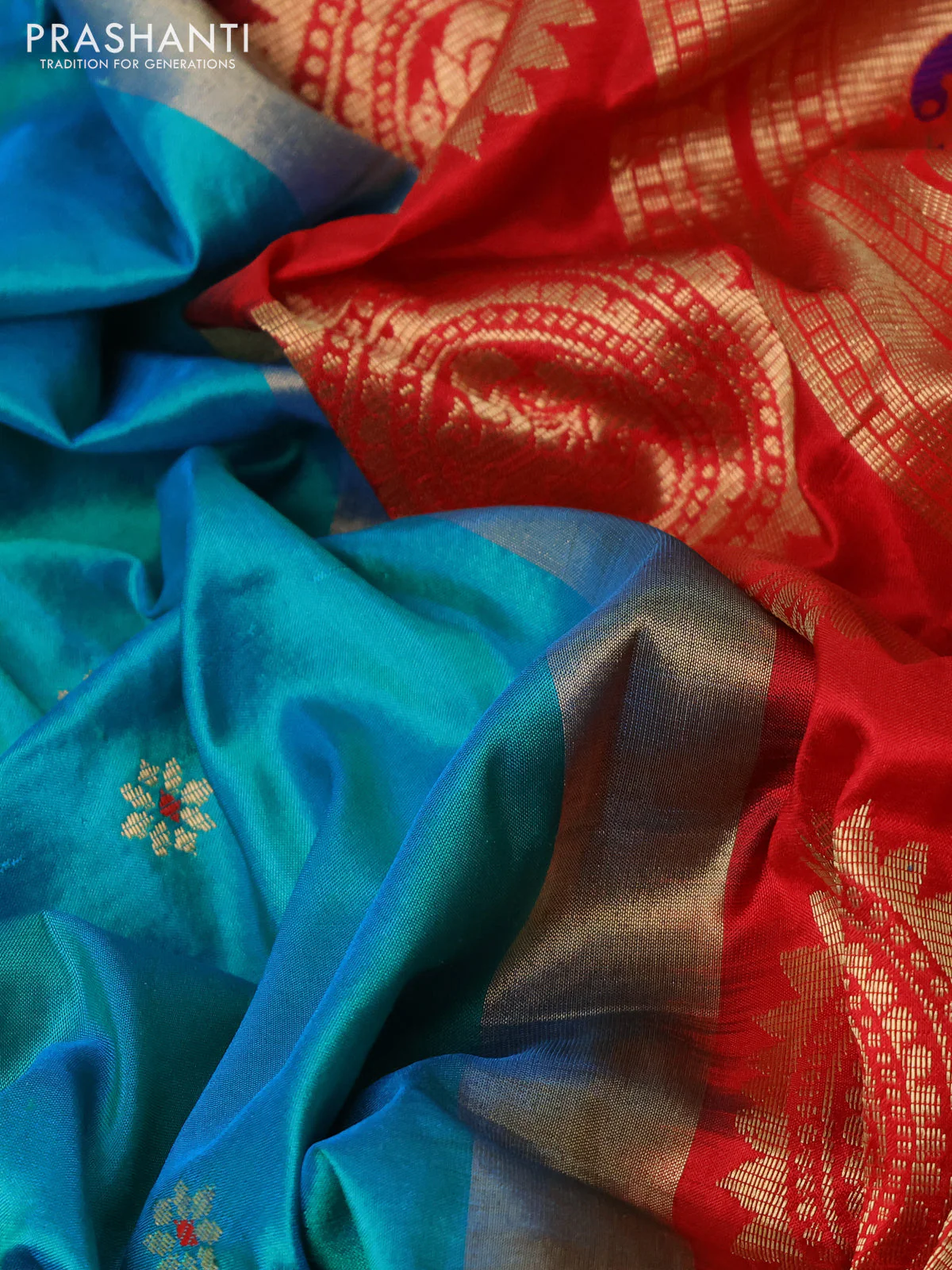 Pure paithani silk saree dual shade of teal bluish green and red with allover floral zari woven buttas and paithani weaving pallu - Image 3