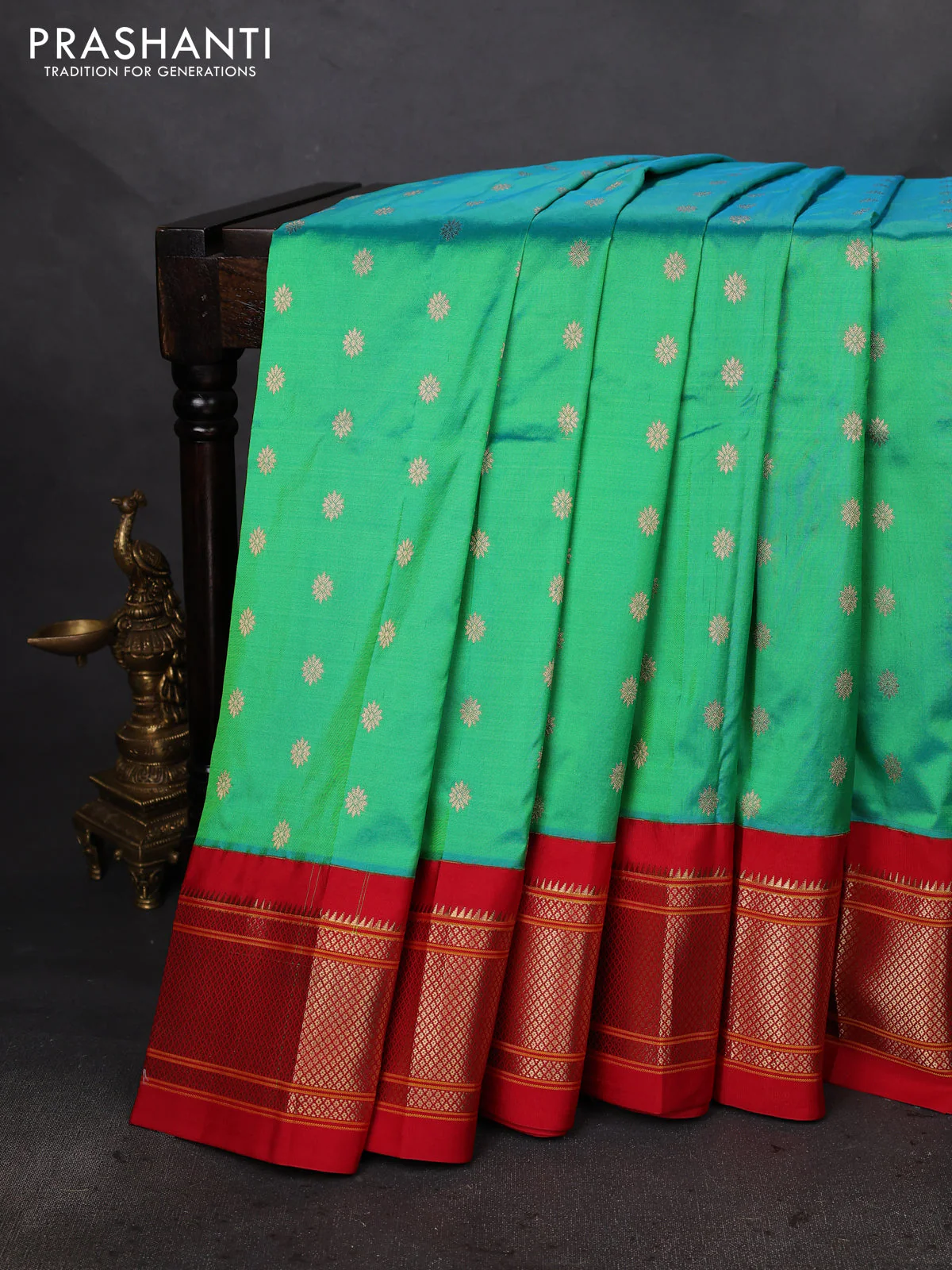 Pure paithani silk saree dual shade of teal bluish green and red with allover zari woven buttas and paithani weaving pallu - Image 2
