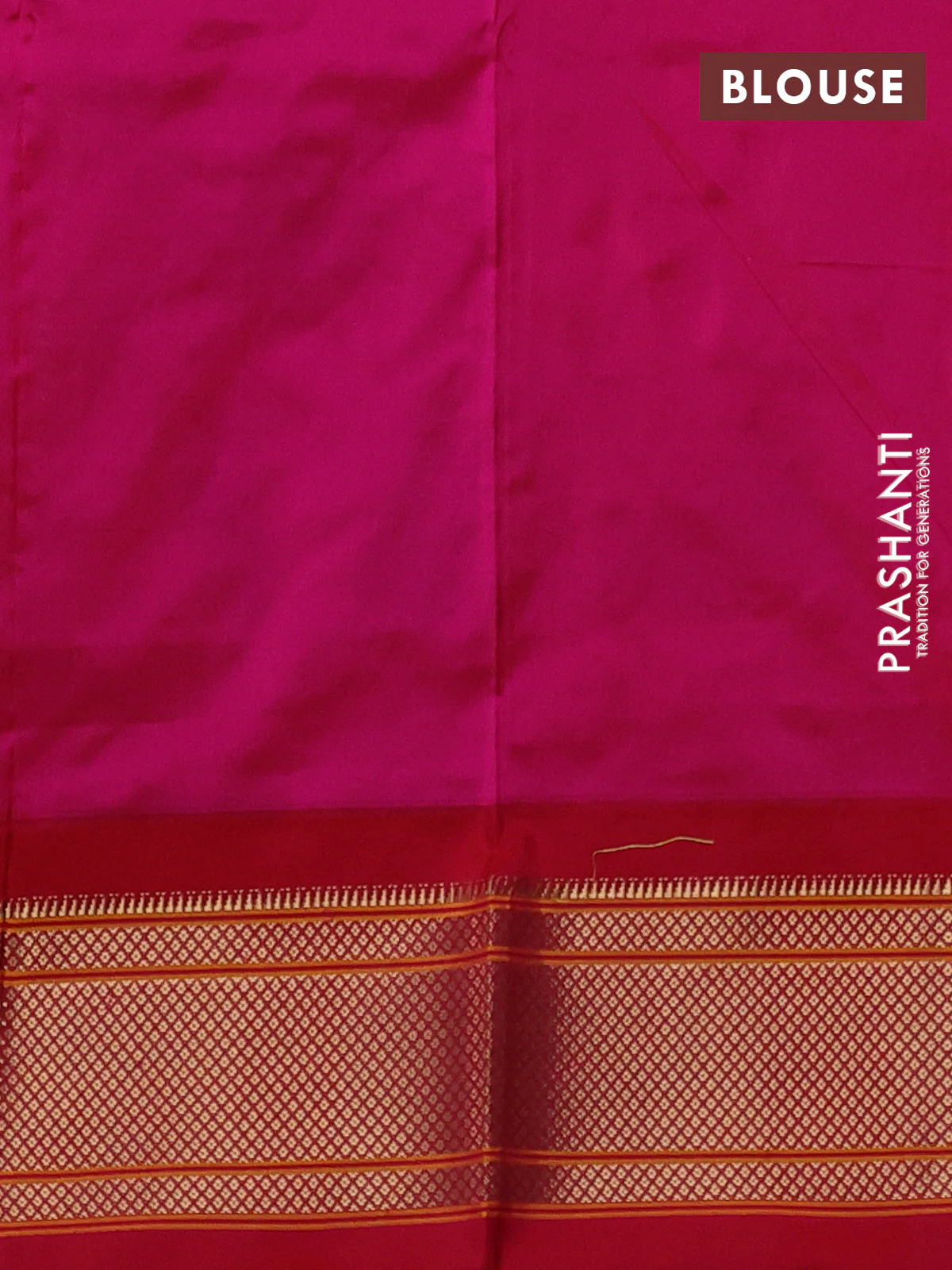 Pure paithani silk saree fluorescent green and reddish pink with allover zari woven buttas and paithani weaving pallu - Image 4