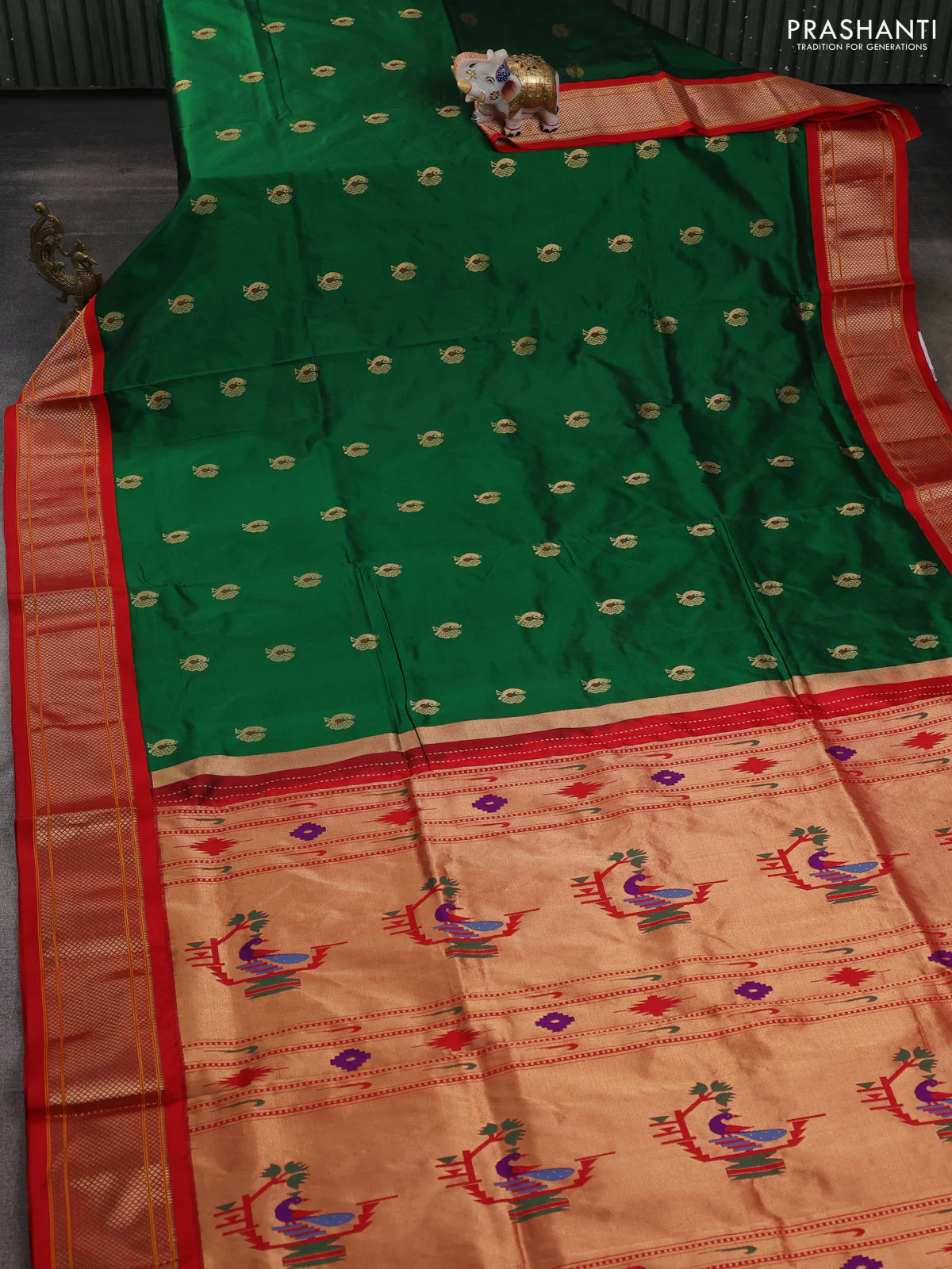 Pure paithani silk saree green and red with allover annam zari woven buttas and paithani weaving pallu - Image 2