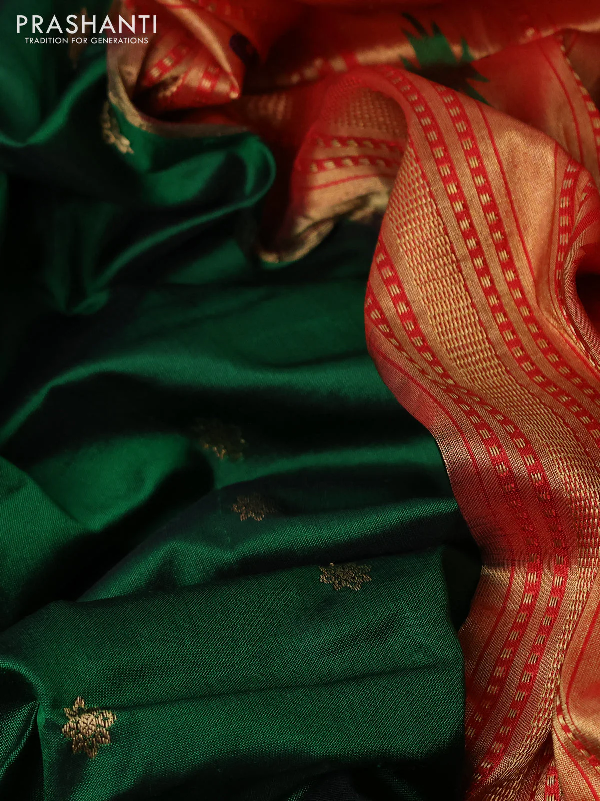 Pure paithani silk saree green and red with allover zari woven buttas and paithani weaving pallu - Image 3