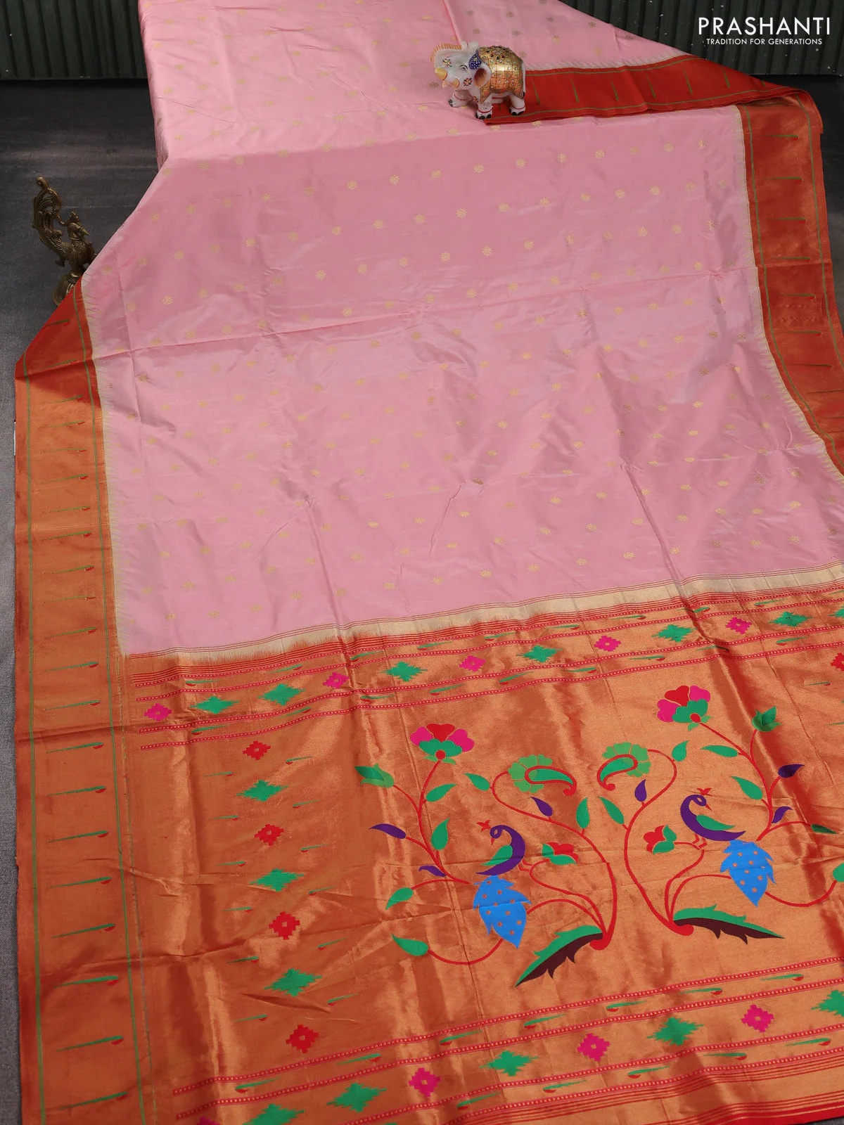 Pure paithani silk saree mild peach and red with allover zari woven buttas and zari woven muniya butta border - Image 2