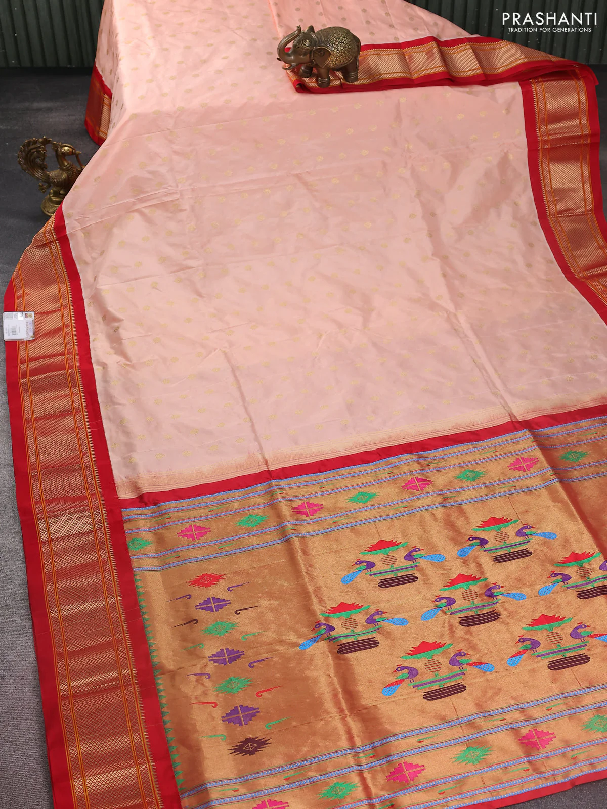 Pure paithani silk saree pale orange and red with zari woven buttas and zari woven korvai border - Image 2
