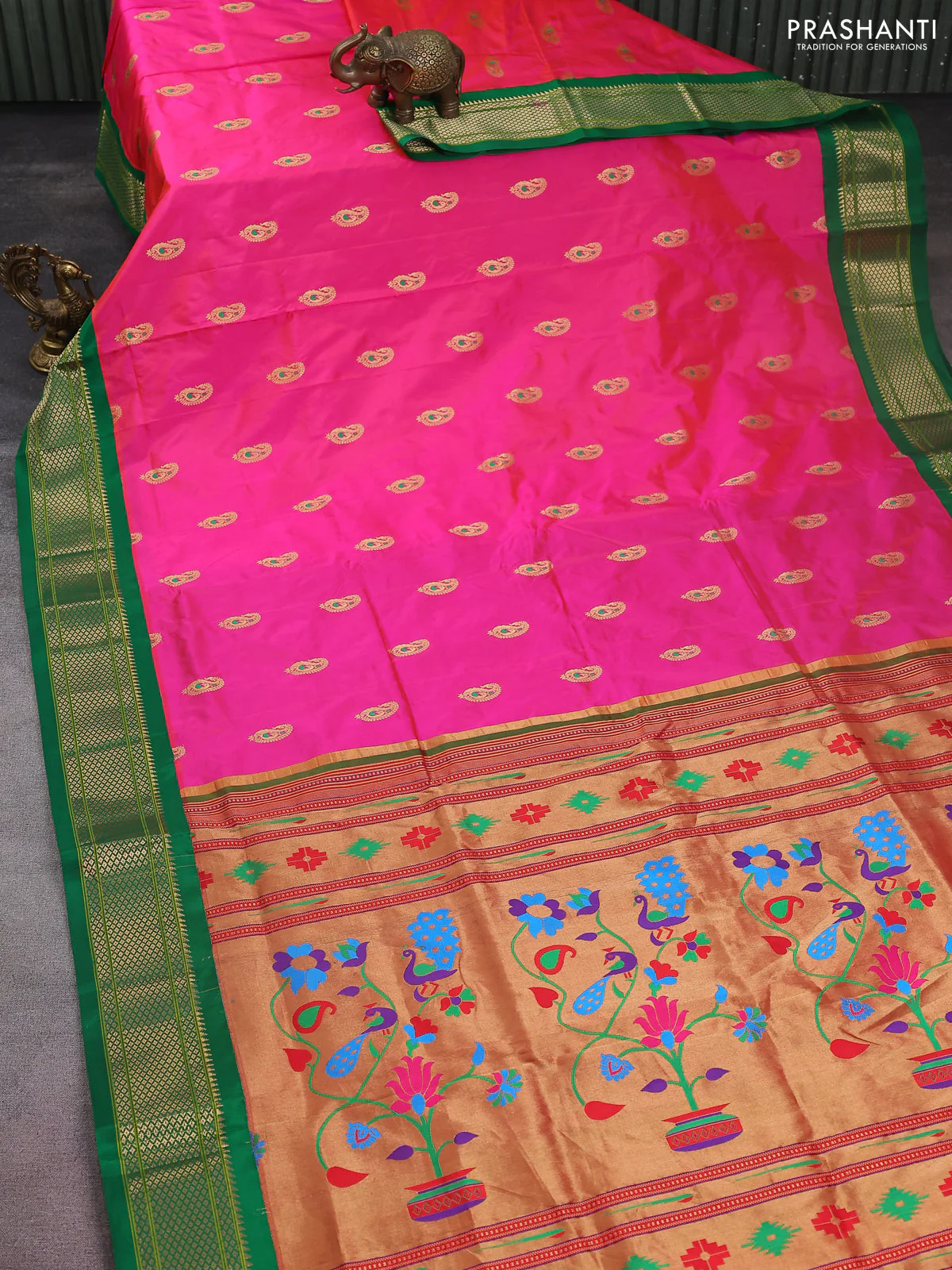 Pure paithani silk saree pink and green with allover zari woven paisley buttas and paithani weaving pallu - Image 2
