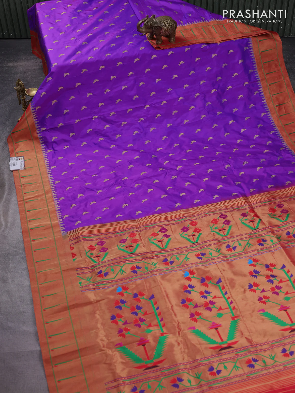 Pure paithani silk saree purple and red with allover peacock zari woven buttas and zari woven muniya butta border - Image 2