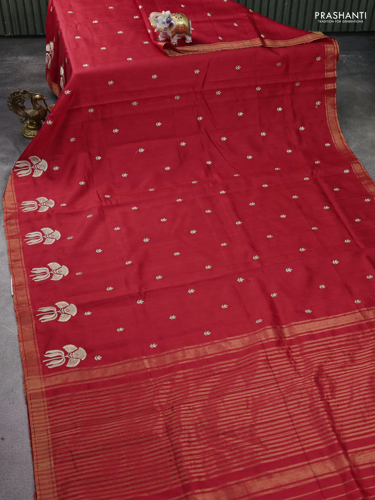 Pure raw silk saree red with embroidery buttas and embroidery butta zari border - Image 2