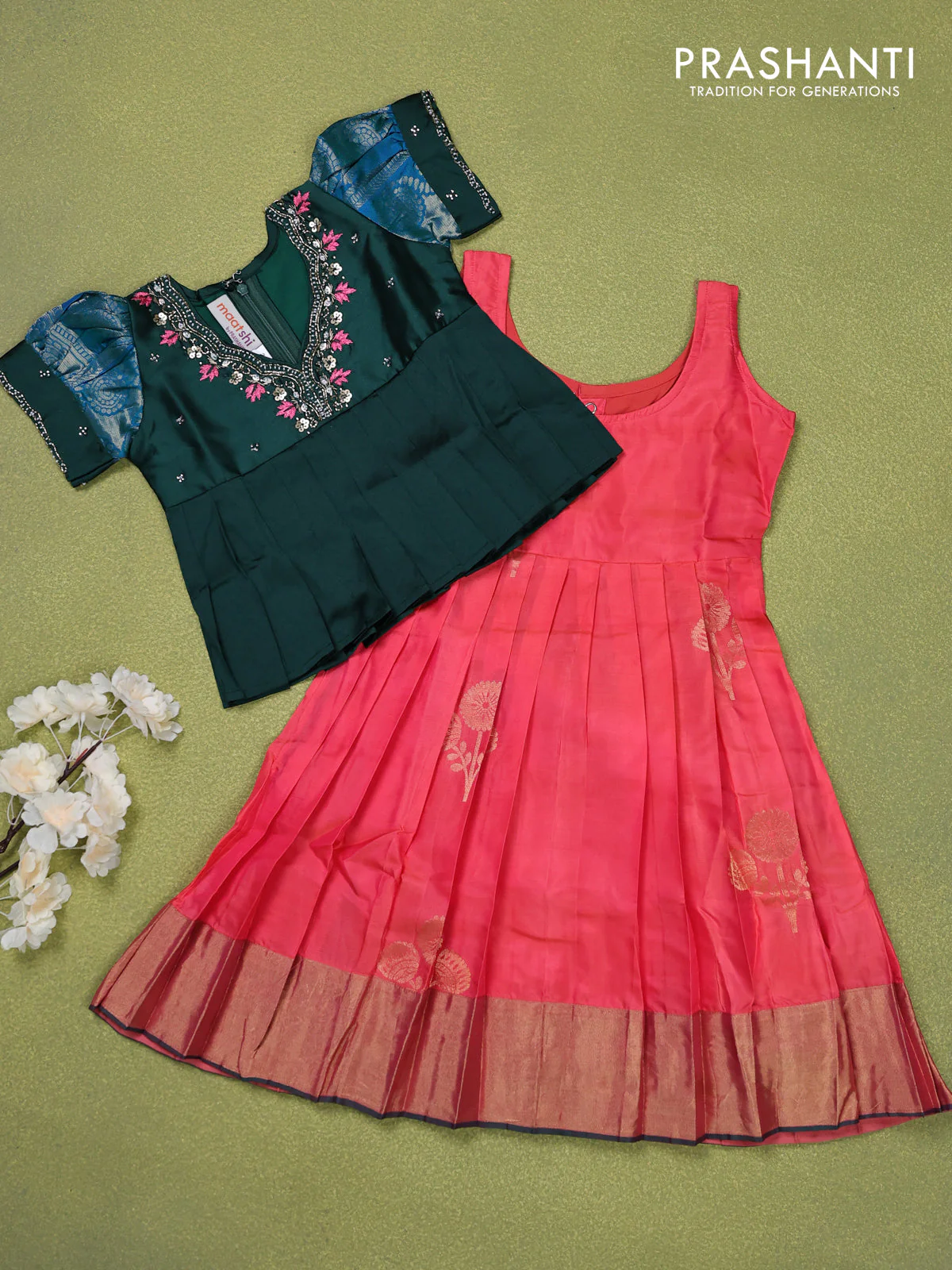 Pure silk kids lehenga bottle green and peach pink with beaded work neck pattern and puff sleeve & zari woven border for 2 years - Image 2
