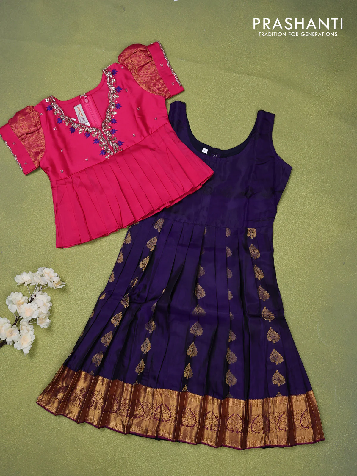 Pure silk kids lehenga pink and violet with beaded work neck pattern pattern and puff sleeve & zari woven border for 4 years - Image 2