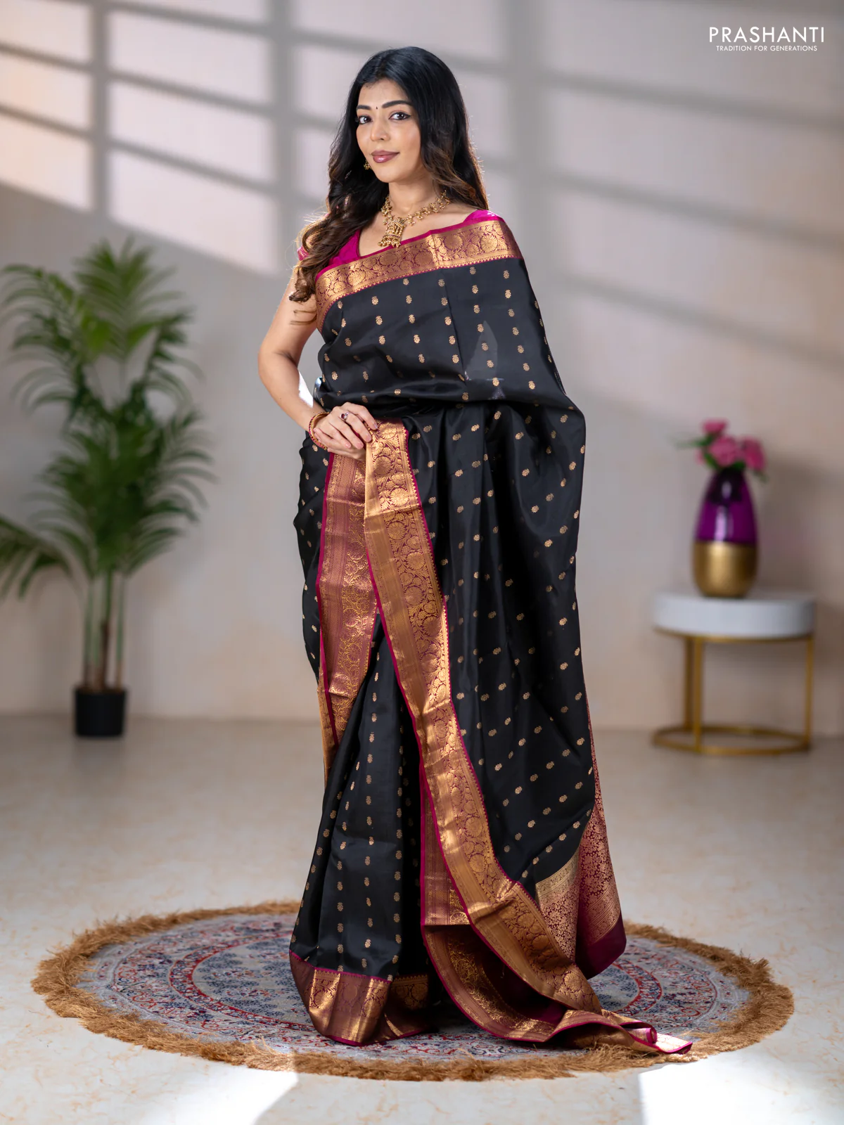 Pure soft silk saree black and dark magenta pink with allover zari woven buttas and rich zari woven border - Image 2