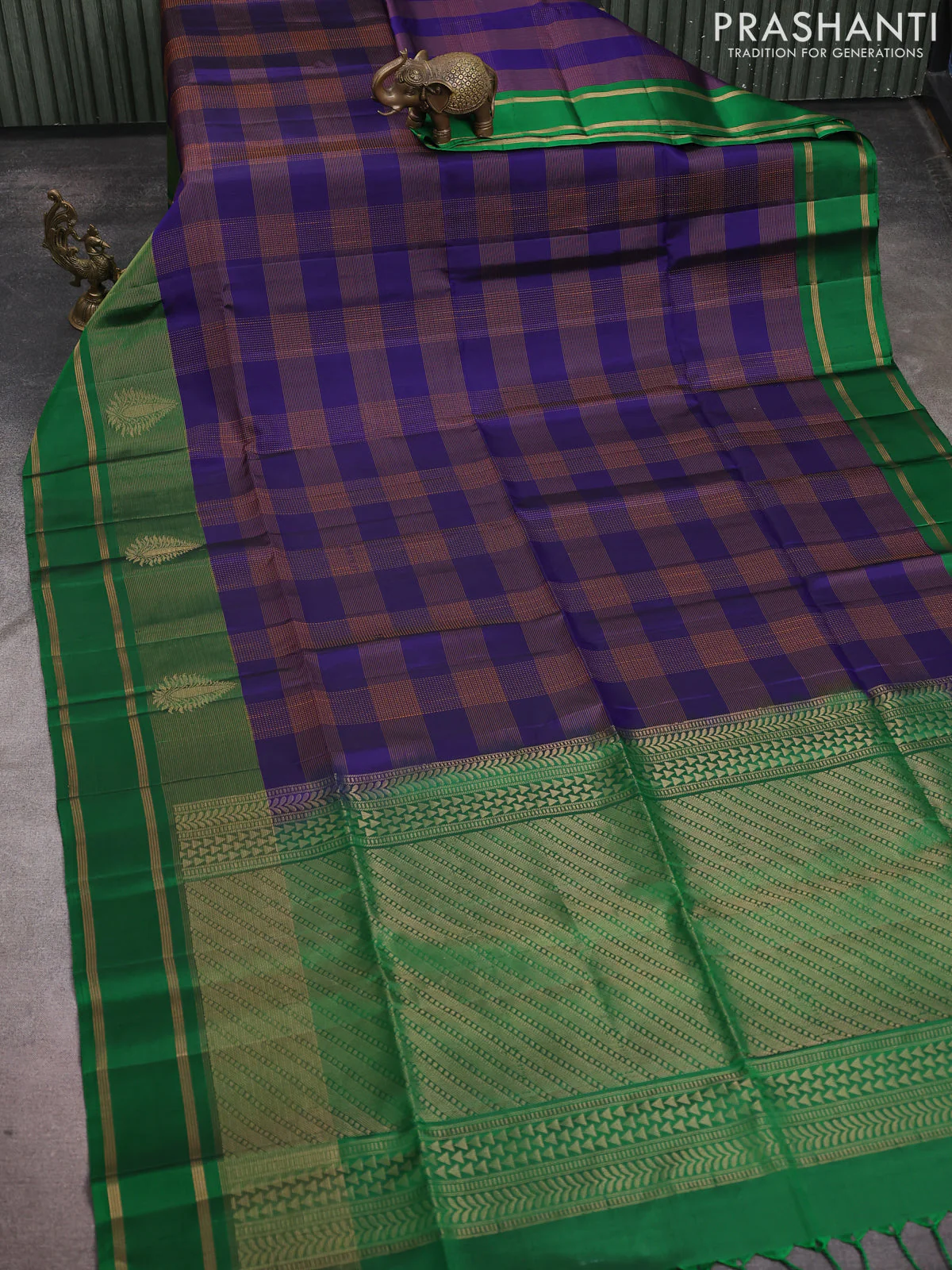 Pure soft silk saree blue and green with allover thread weaves and rettapet zari woven border - Image 2