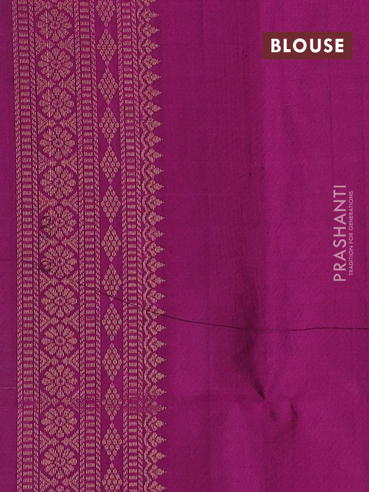 Pure soft silk saree blue and magenta pink with allover zari brocade weaves and piping border - Image 4