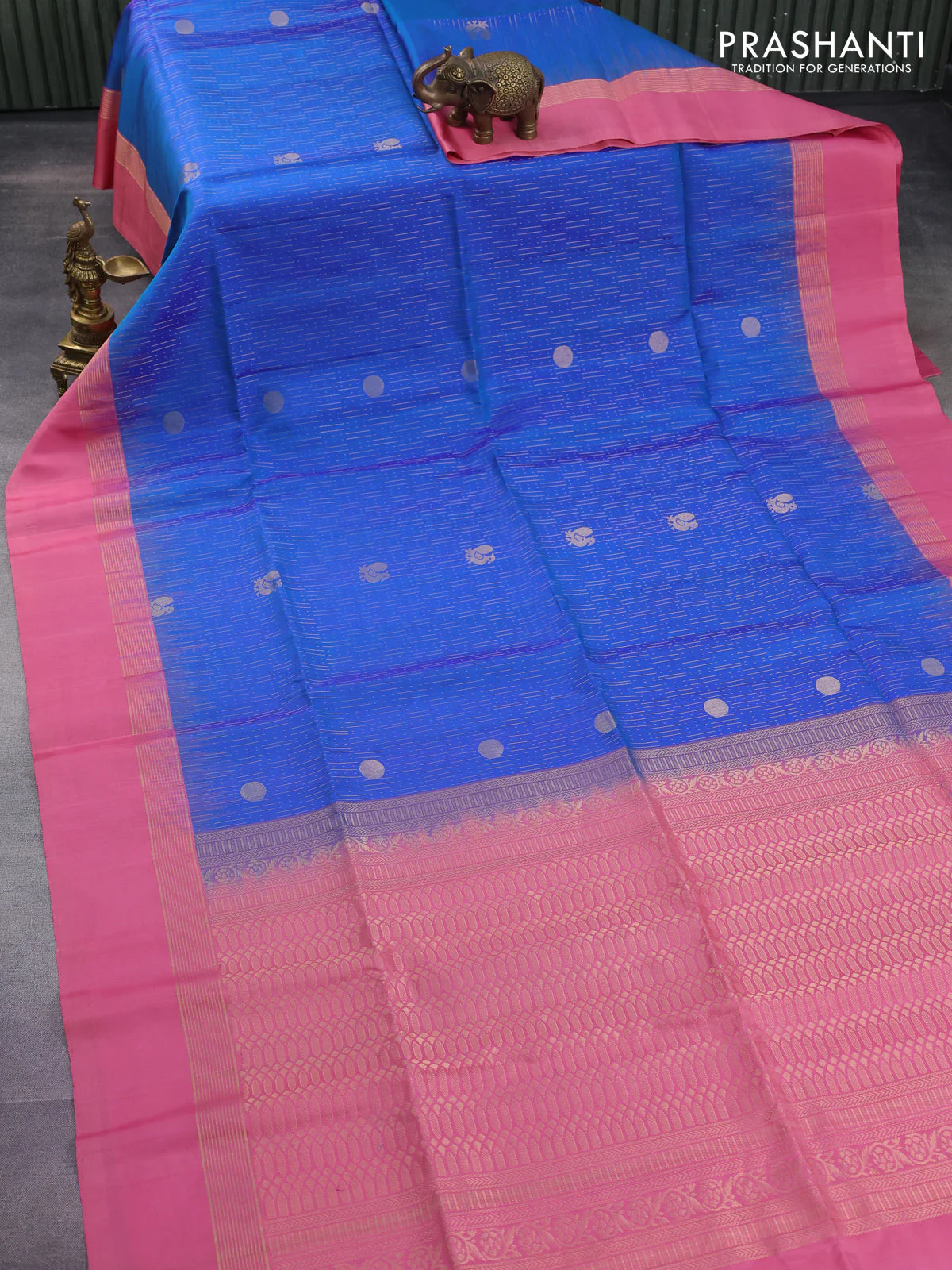 Pure soft silk saree blue and peach pink with allover zari weaves and zari woven border - Image 2