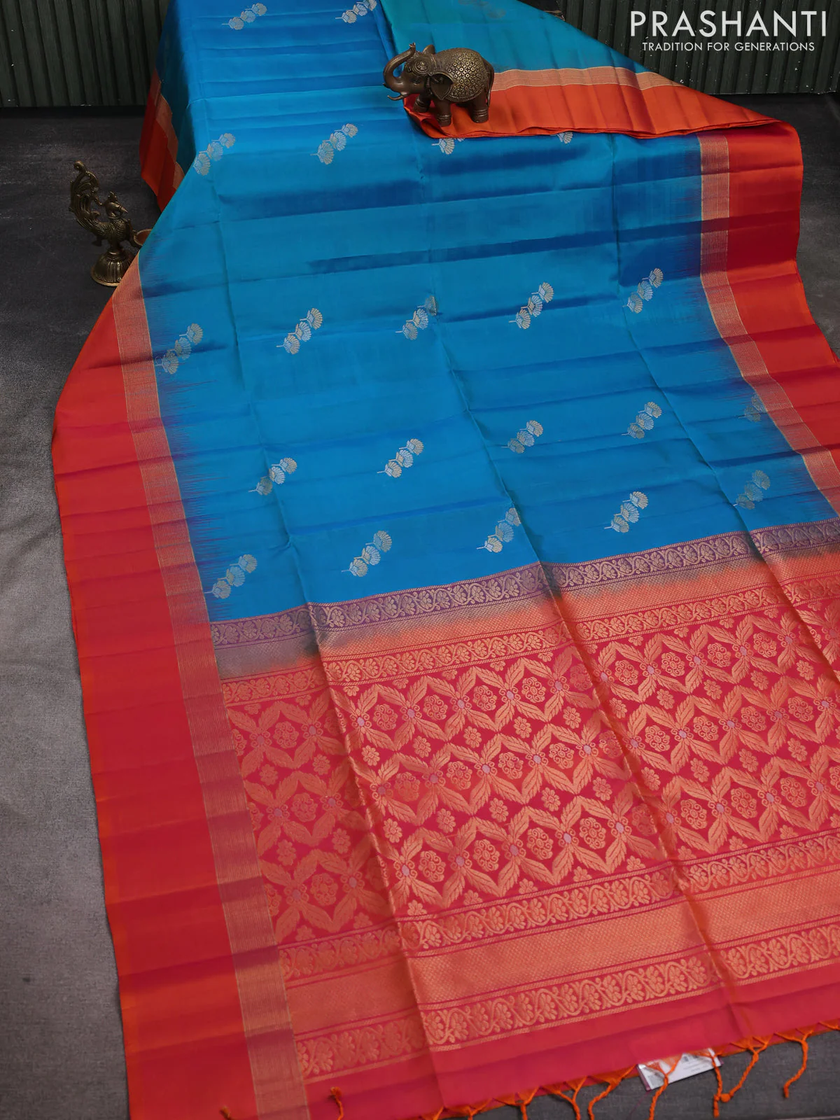 Pure soft silk saree cs blue and orange with zari woven buttas and zari woven simple border - Image 2
