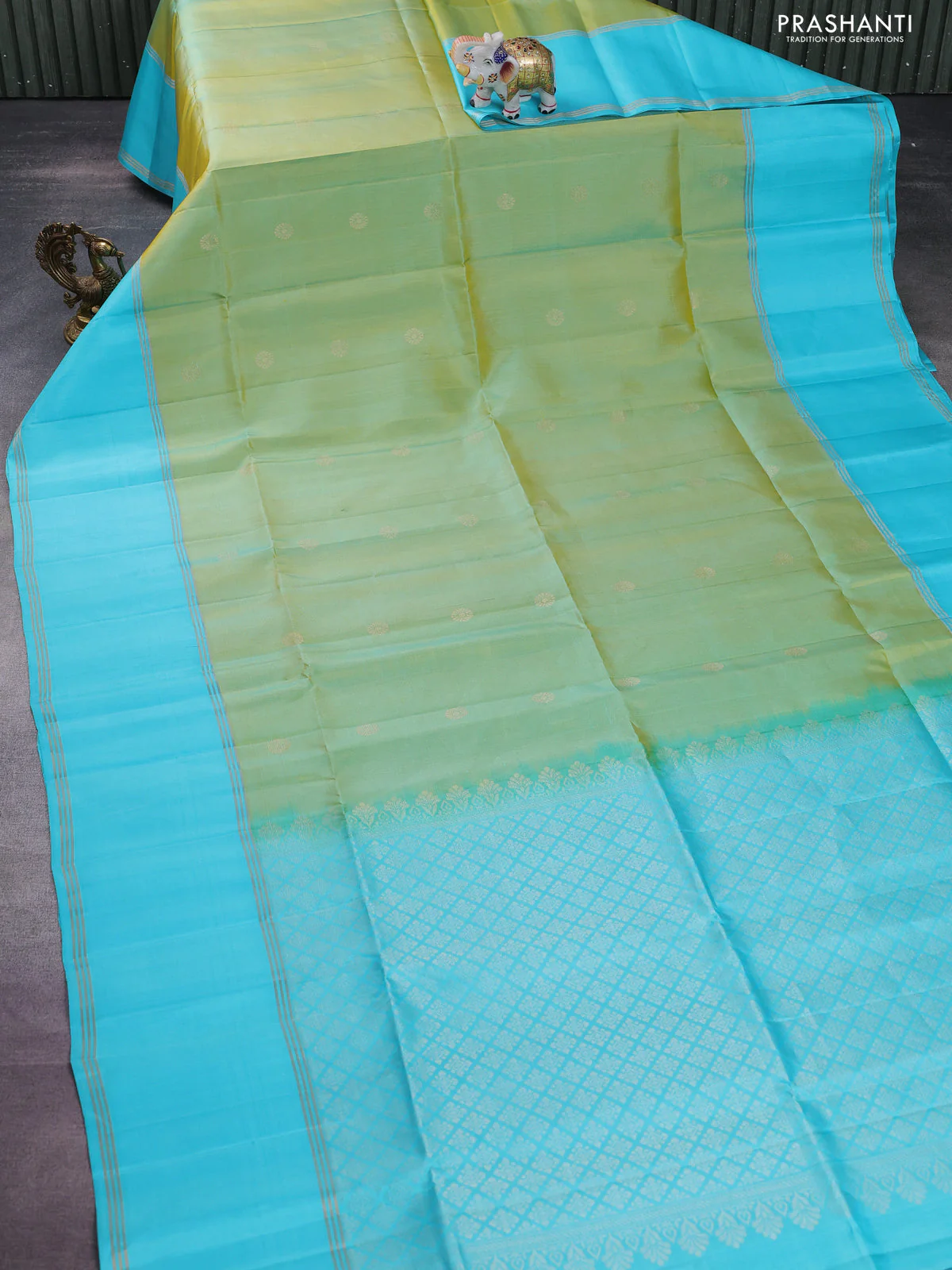 Pure soft silk saree dual shade of green and light blue with zari woven buttas and long rettapet zari woven border - Image 2