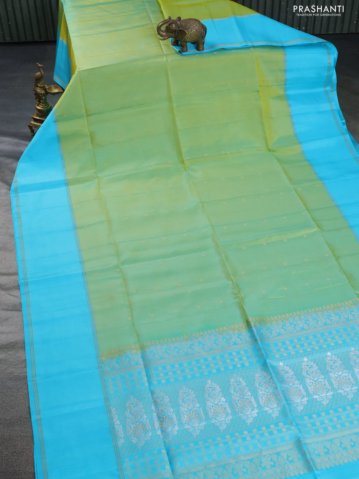 Pure soft silk saree dual shade of green and light blue with zari woven buttas and rettapet zari woven border - Image 2