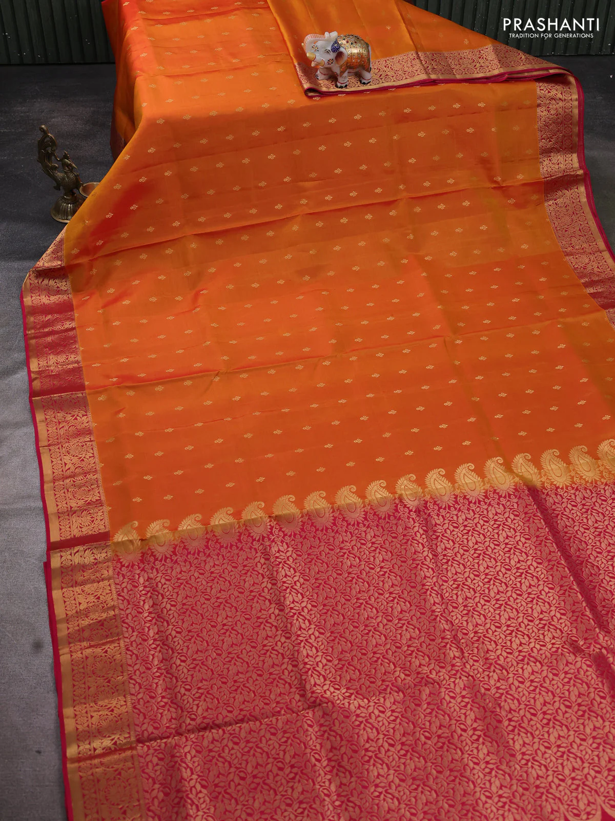 Pure soft silk saree dual shade of mango yellow and pink with allover zari woven buttas and zari woven floral border - Image 2