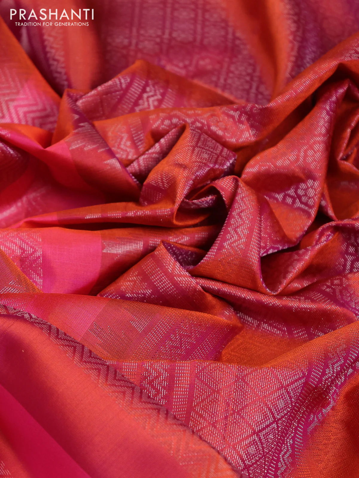 Pure soft silk saree dual shade of pink with allover silver zari weaves in borderless style - Image 3