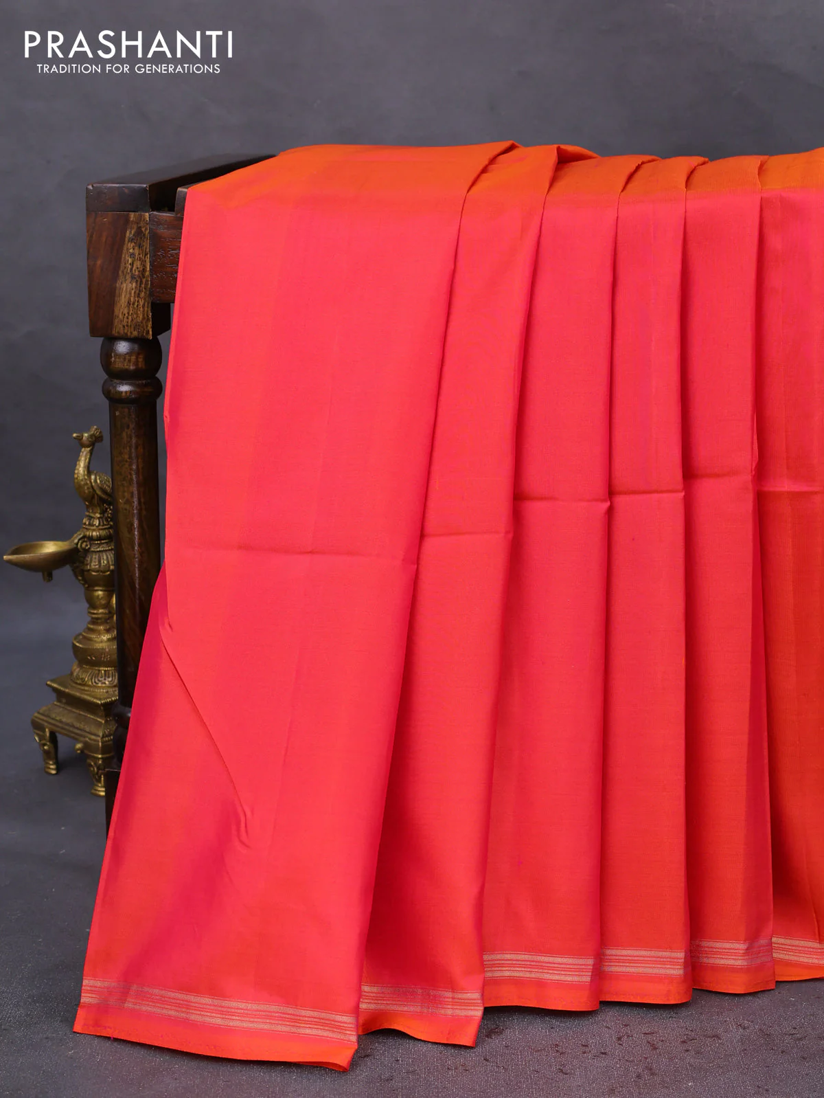 Pure soft silk saree dual shade of pinkish orange and elaichi green with plain body and hand painted kalamkari printed pallu - Image 2