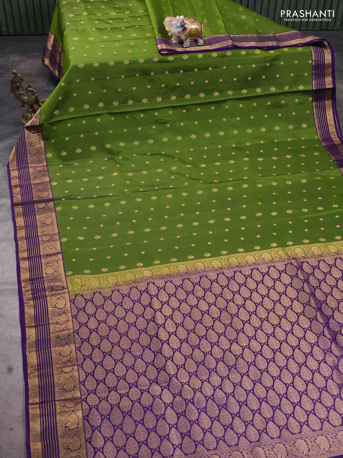 Pure soft silk saree green and blue with allover zari woven buttas and floral zari woven border - Image 2