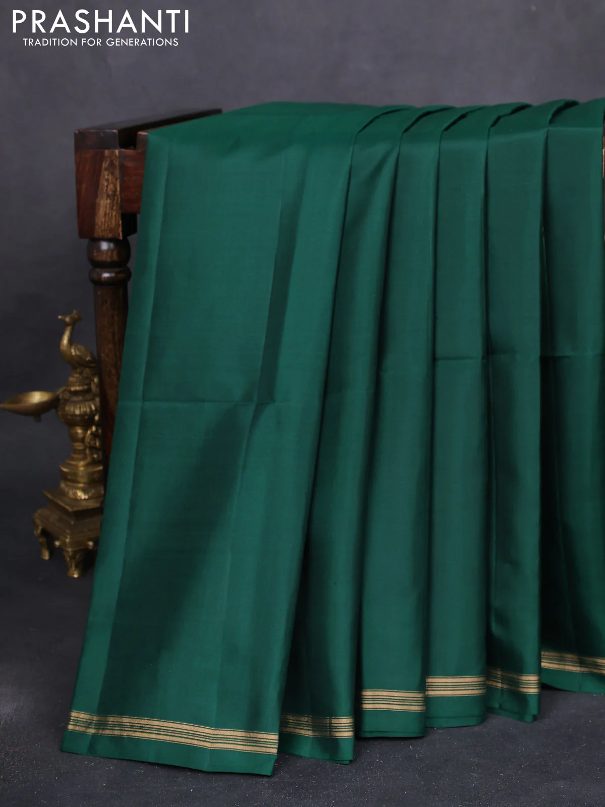 Pure soft silk saree green and maroon with plain body and kalamkari hand painted pallu - Image 2