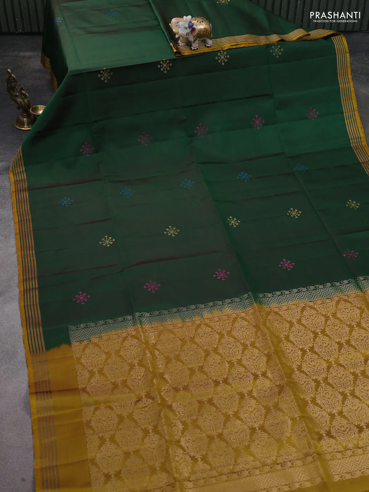 Pure soft silk saree green and mustard shade with zari woven buttas and zari woven border - Image 2