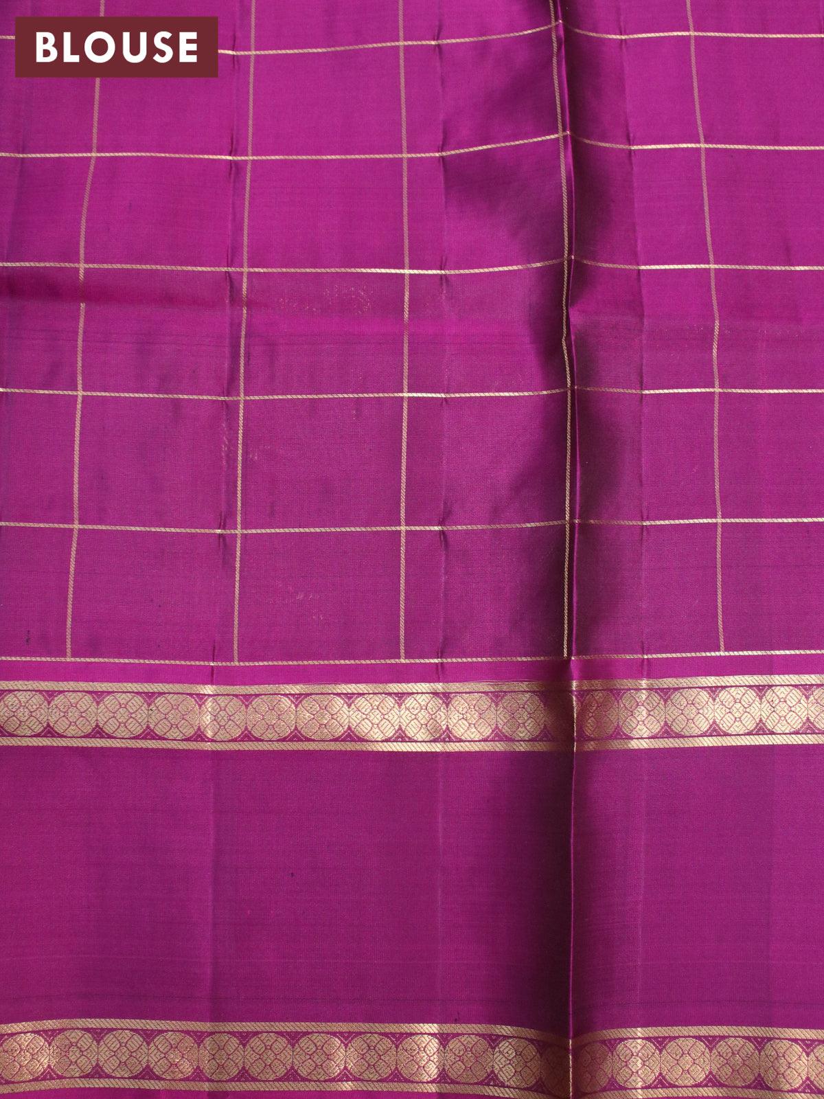 Pure soft silk saree green and purple with allover zari checks & paisley buttas and rettapet zari woven border - Image 7