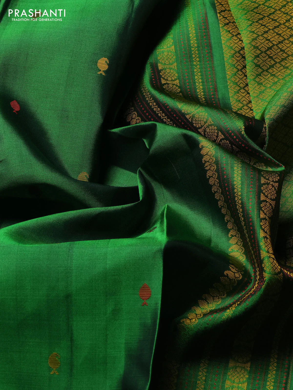 Pure soft silk saree green with allover thread woven buttas and rettapet thread woven border - Image 3
