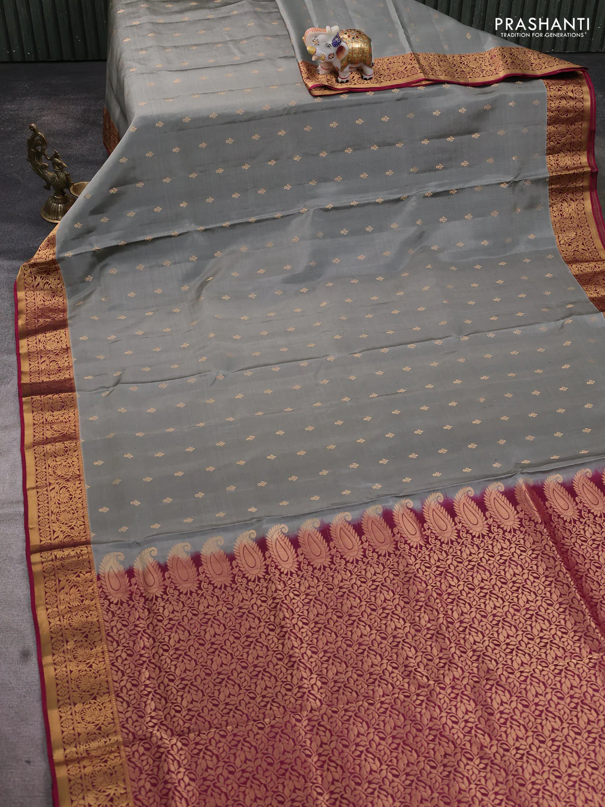 Pure soft silk saree grey and dark magenta pink with allover zari woven buttas and zari woven floral border - Image 2