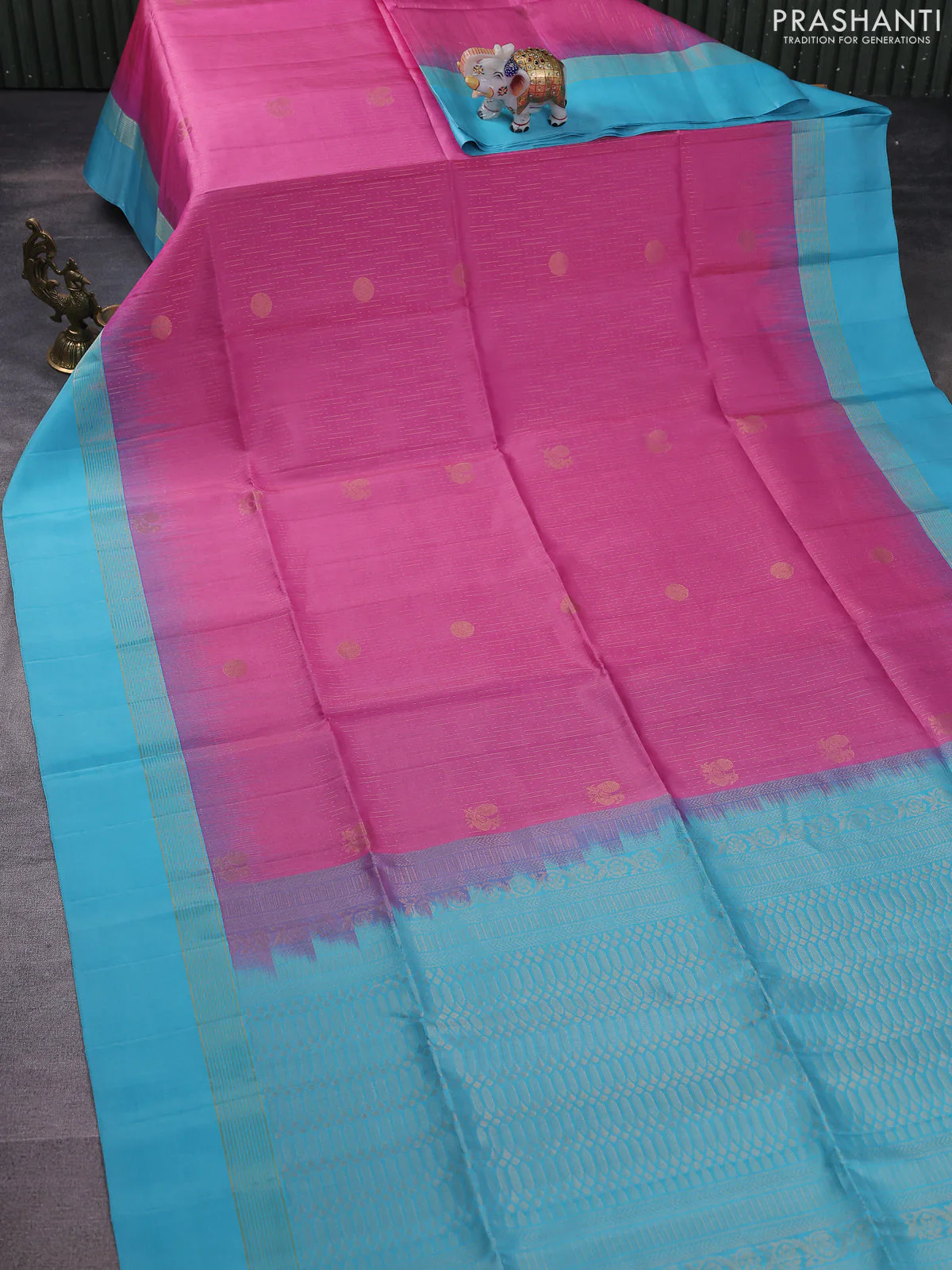 Pure soft silk saree light pink and light blue with allover zari weaves and zari woven simple border - Image 2